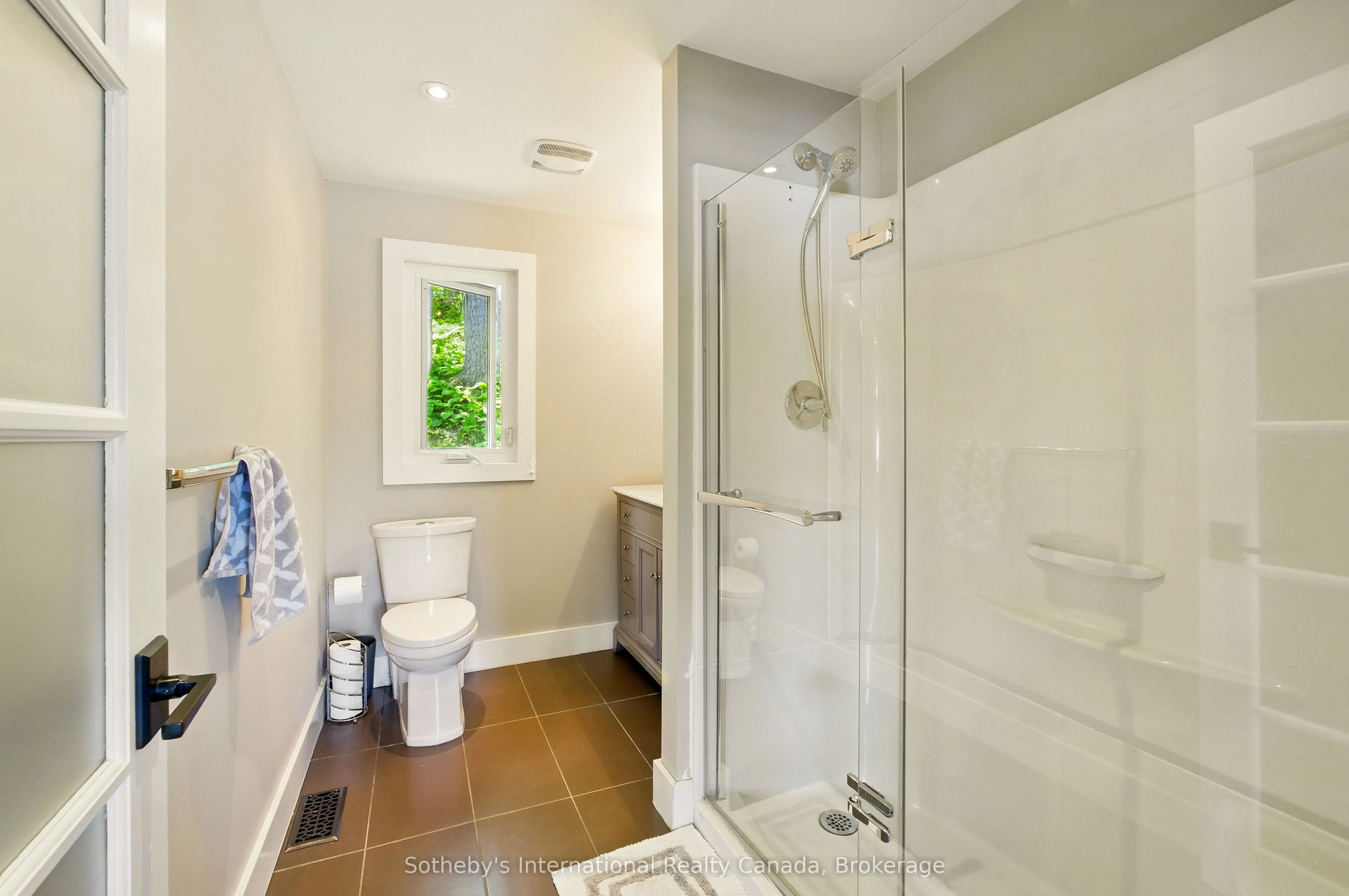 6394 Go Home Lake Shore