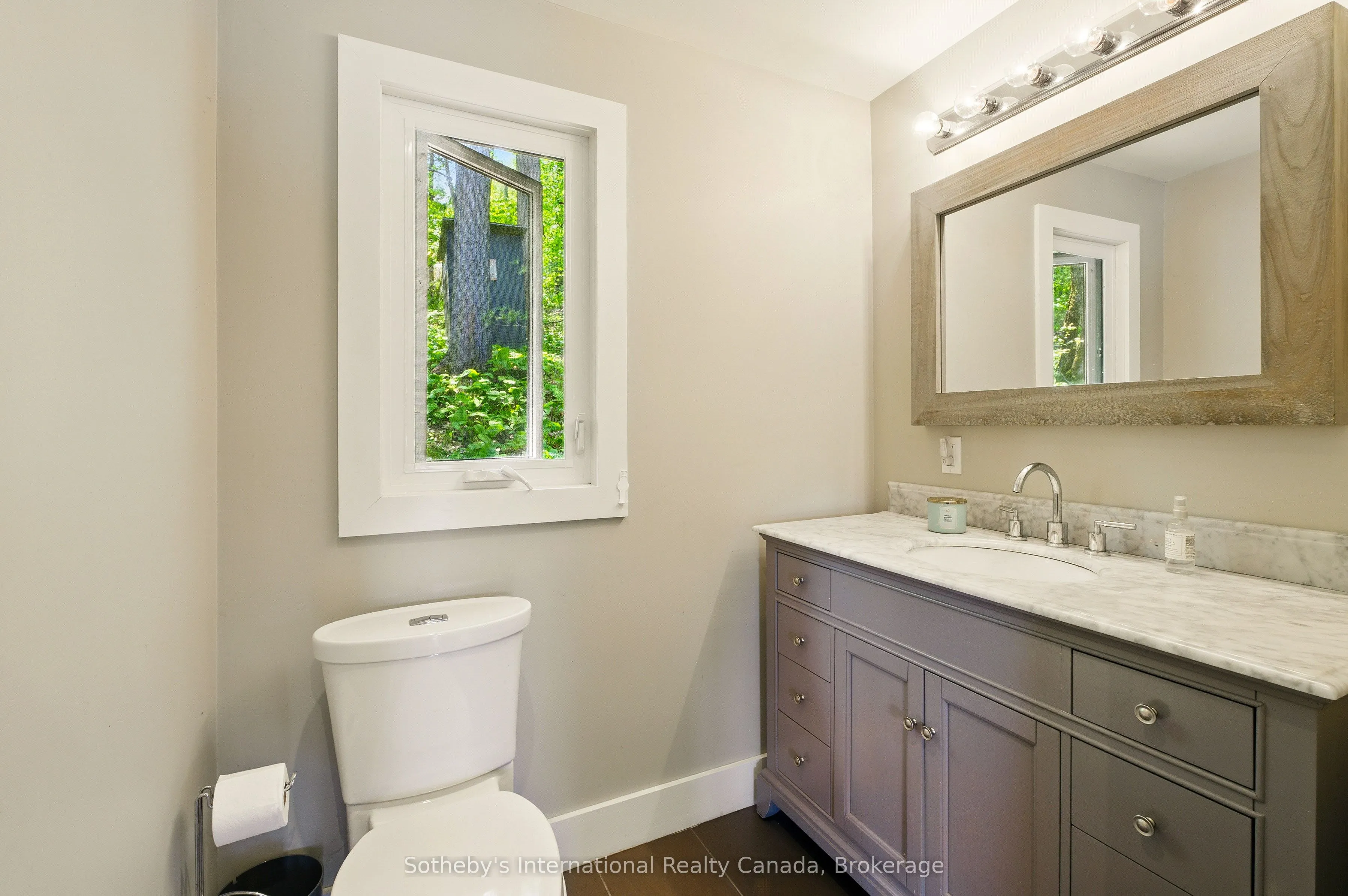 6394 Go Home Lake Shore