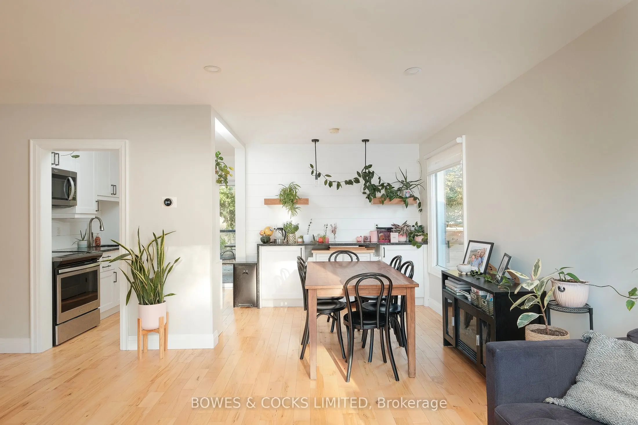 1462 Westbrook Drive