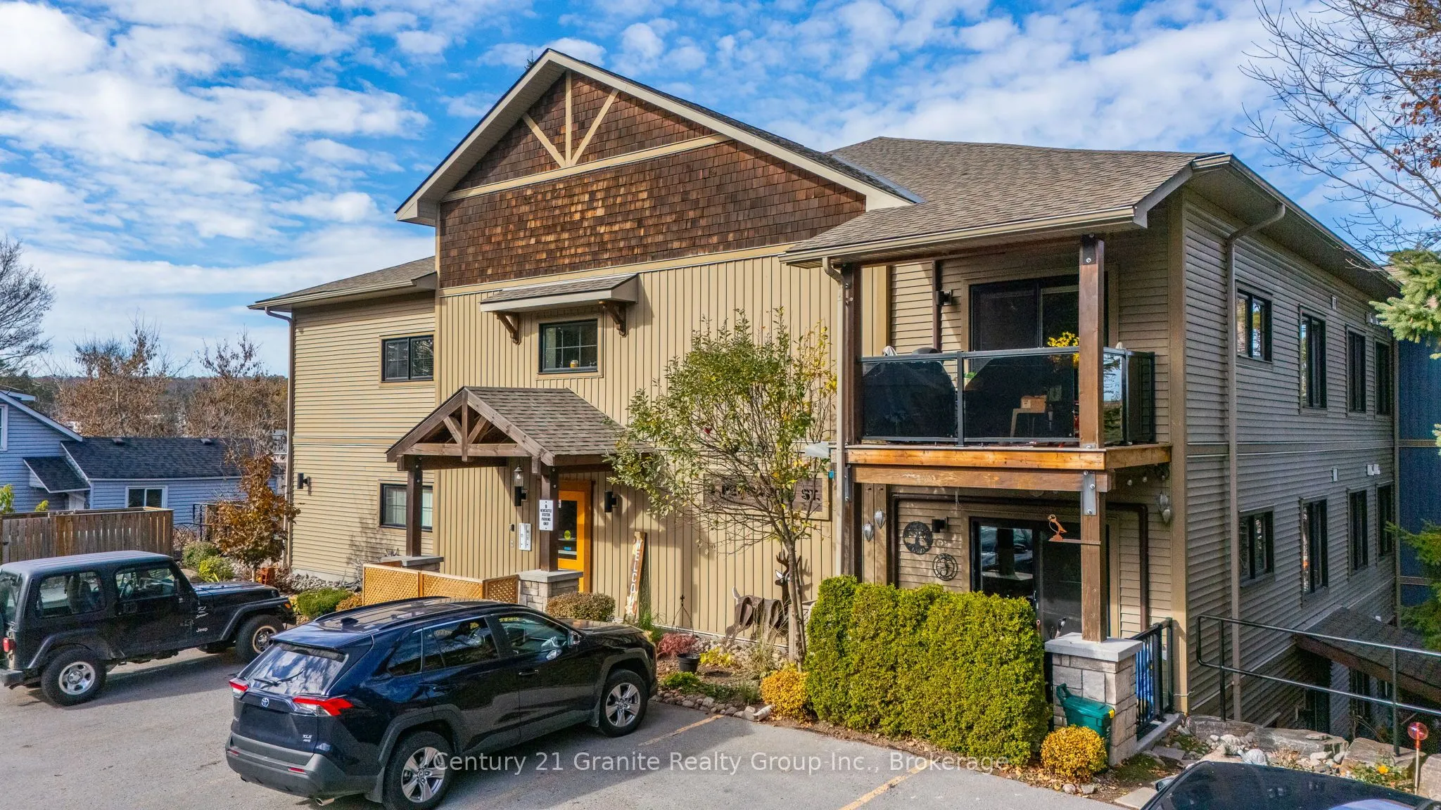 9 Newcastle Street, #104