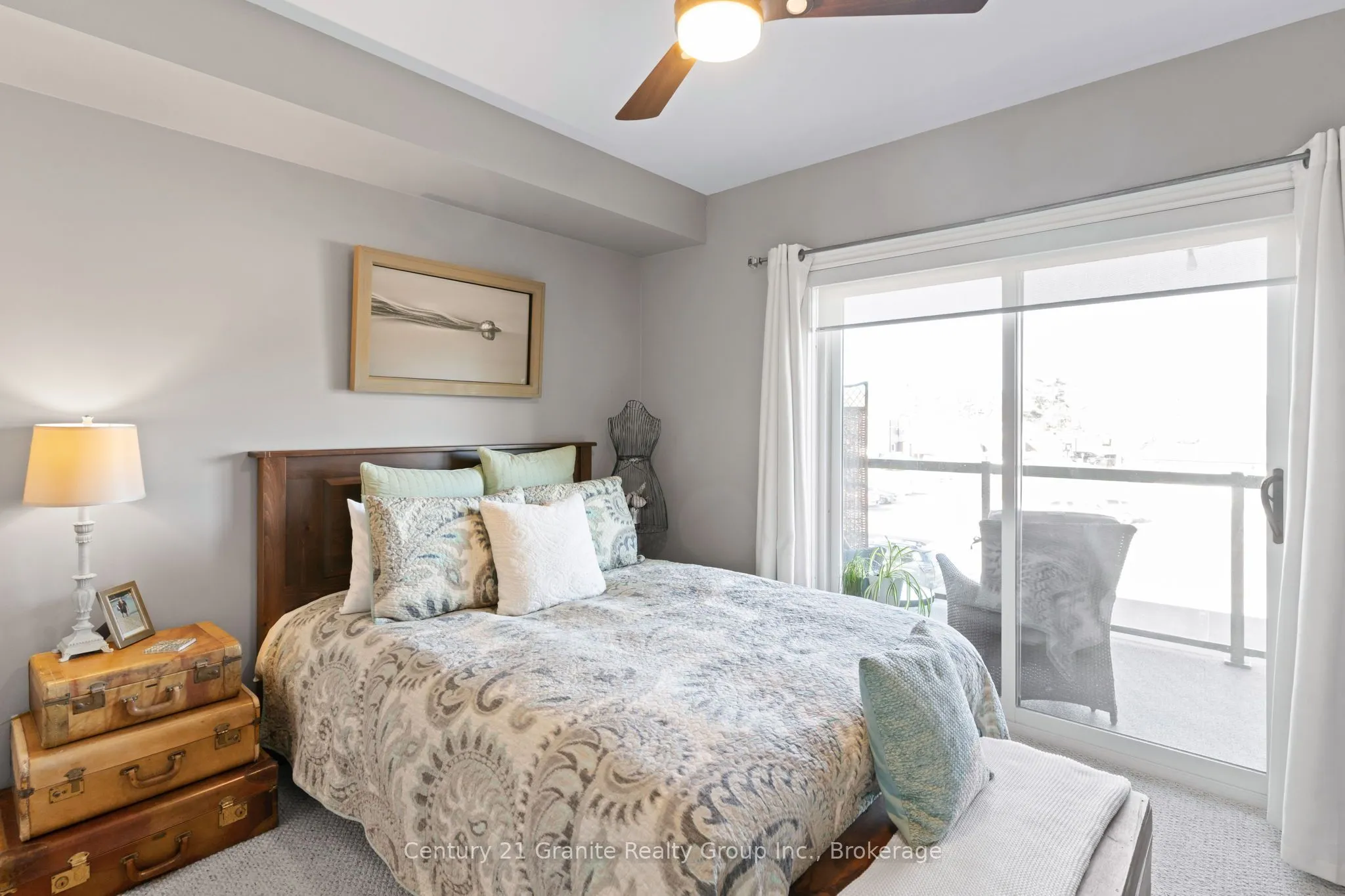 9 Newcastle Street, #104