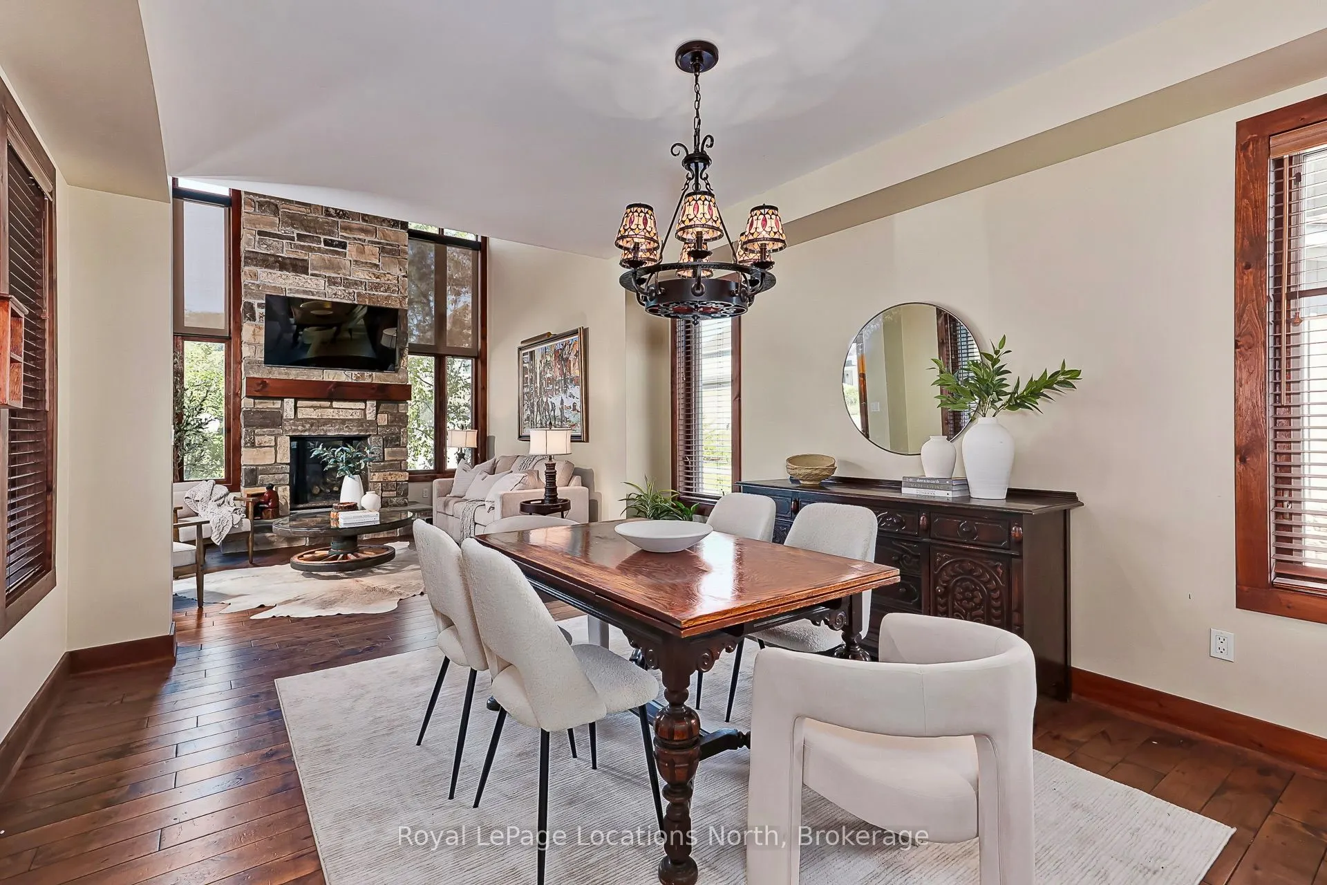 115 Venture Boulevard