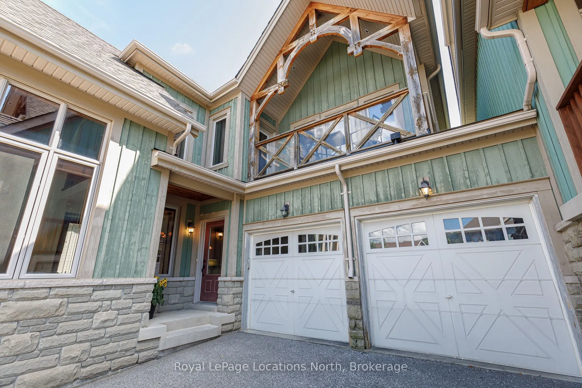 115 Venture Boulevard