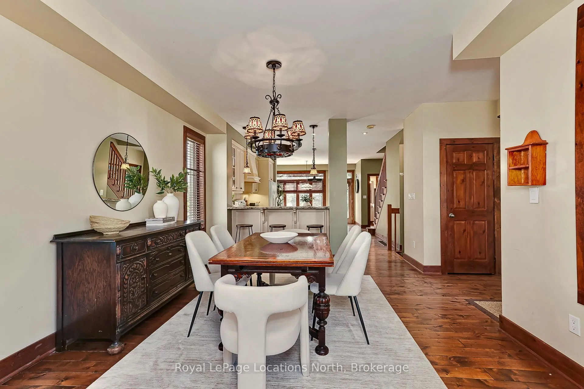 115 Venture Boulevard