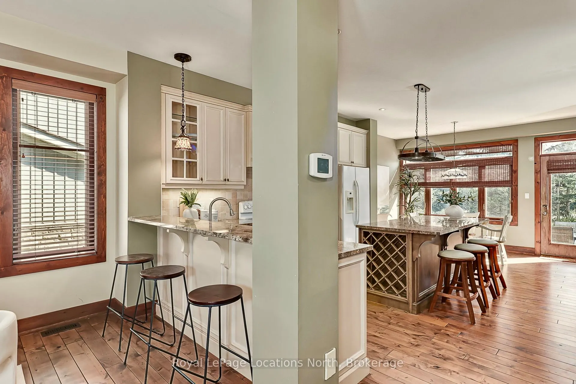 115 Venture Boulevard