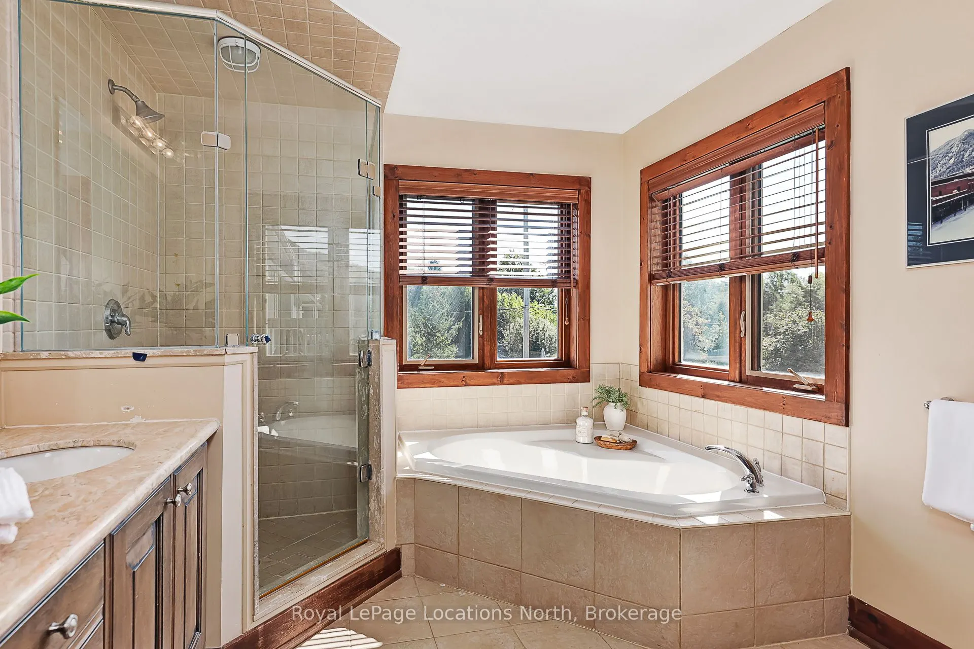 115 Venture Boulevard