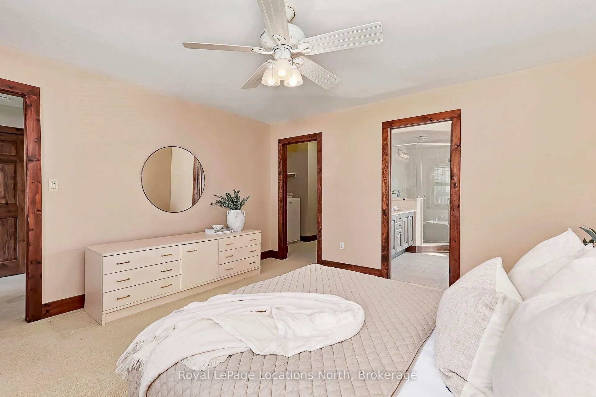 115 Venture Boulevard