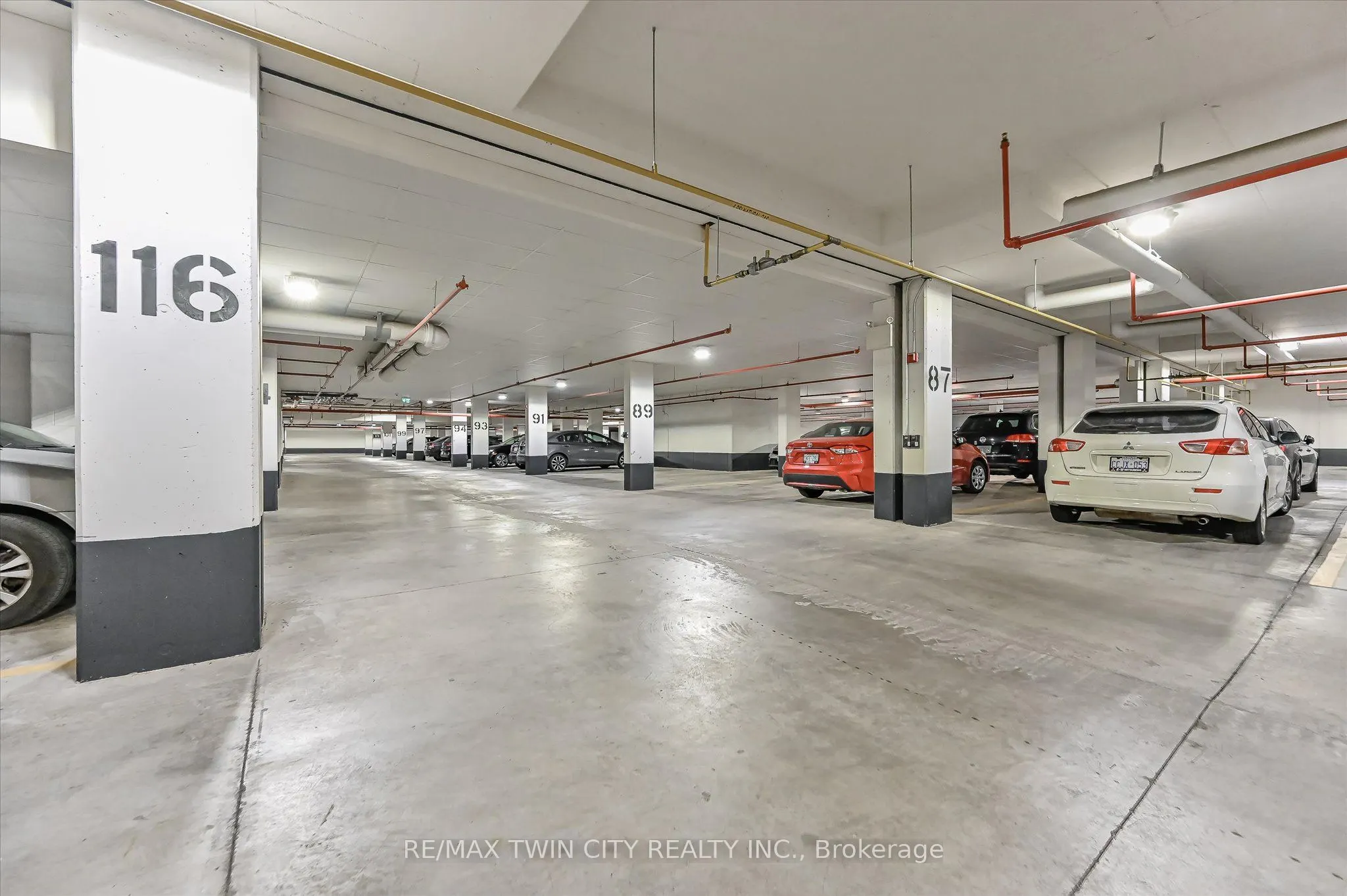 251 NORTHFIELD Drive E, #609