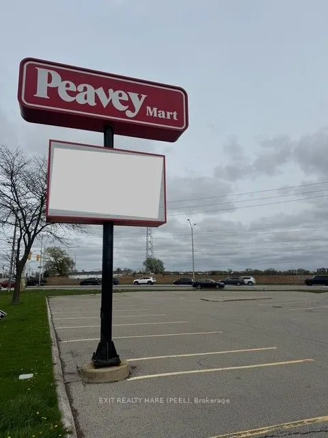 1780 Wharncliffe Road S