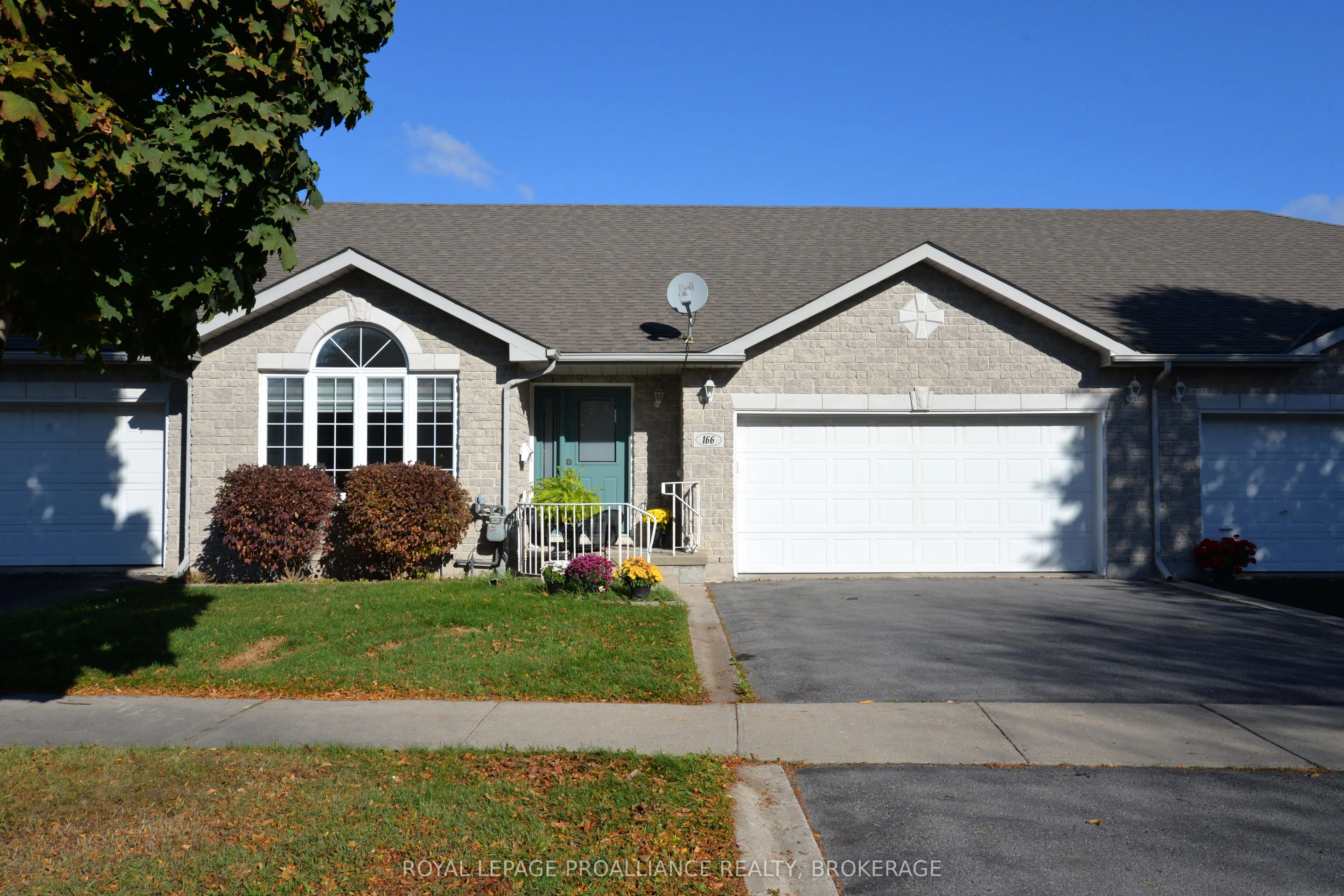 166 Ellesmeer Avenue