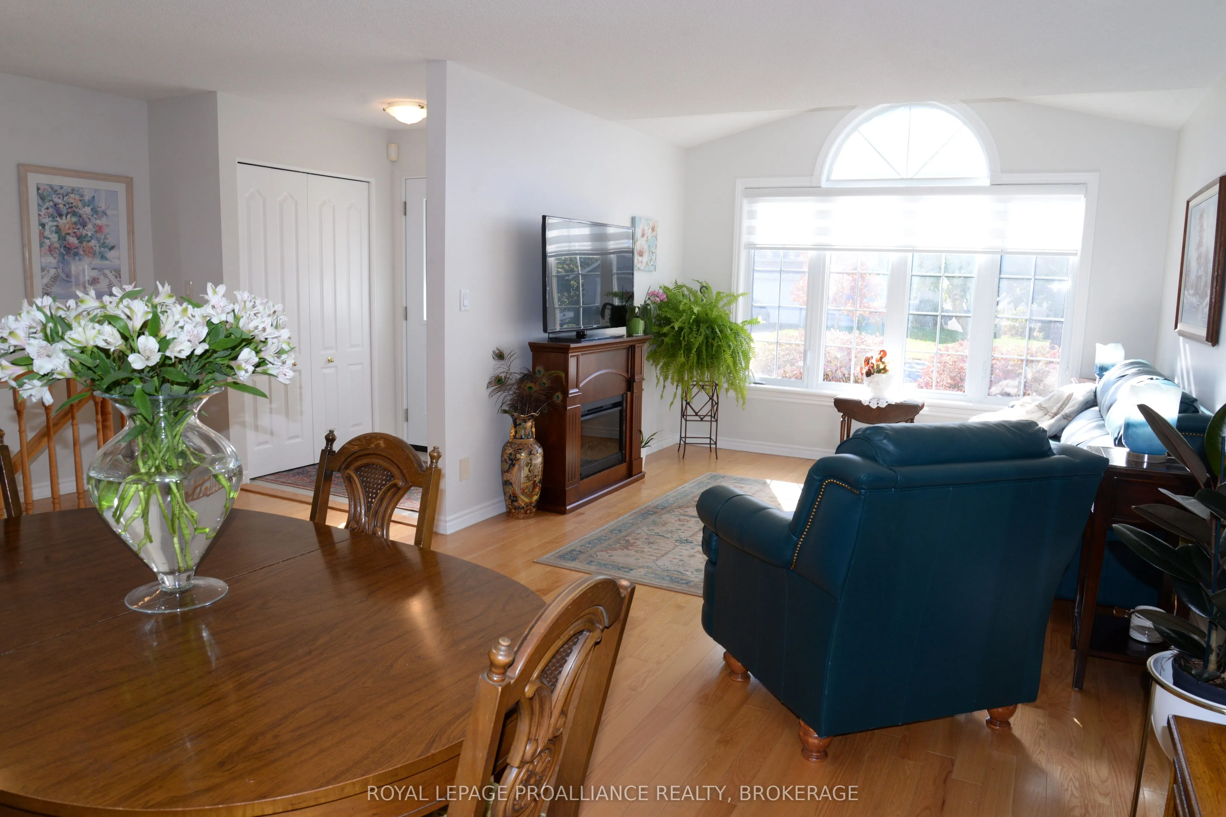 166 Ellesmeer Avenue