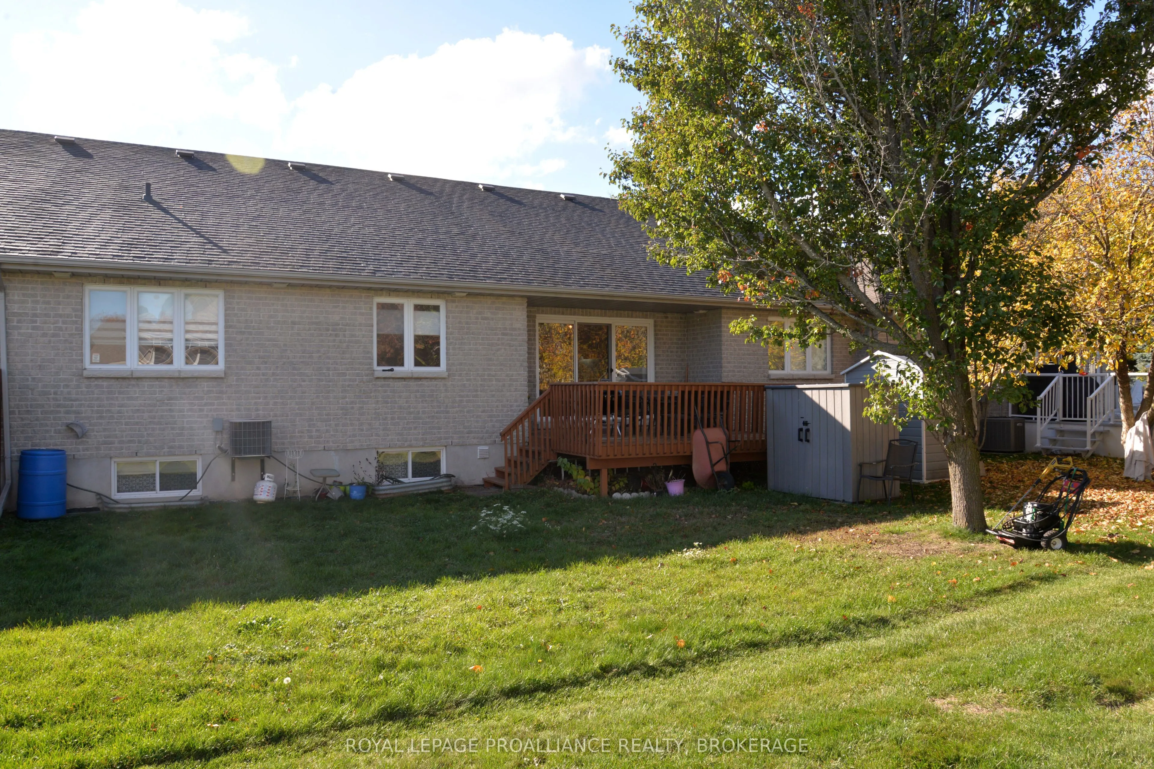 166 Ellesmeer Avenue