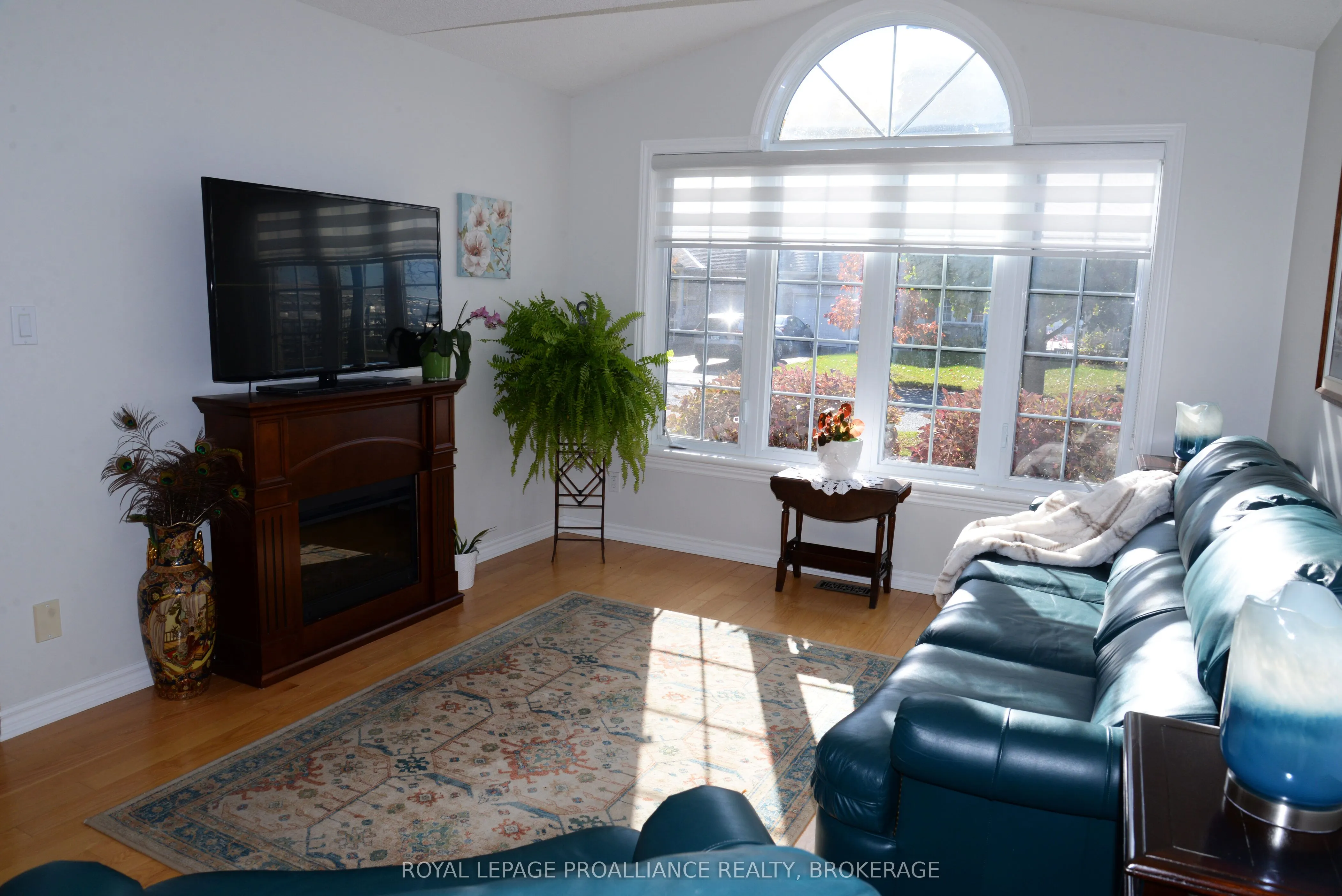 166 Ellesmeer Avenue