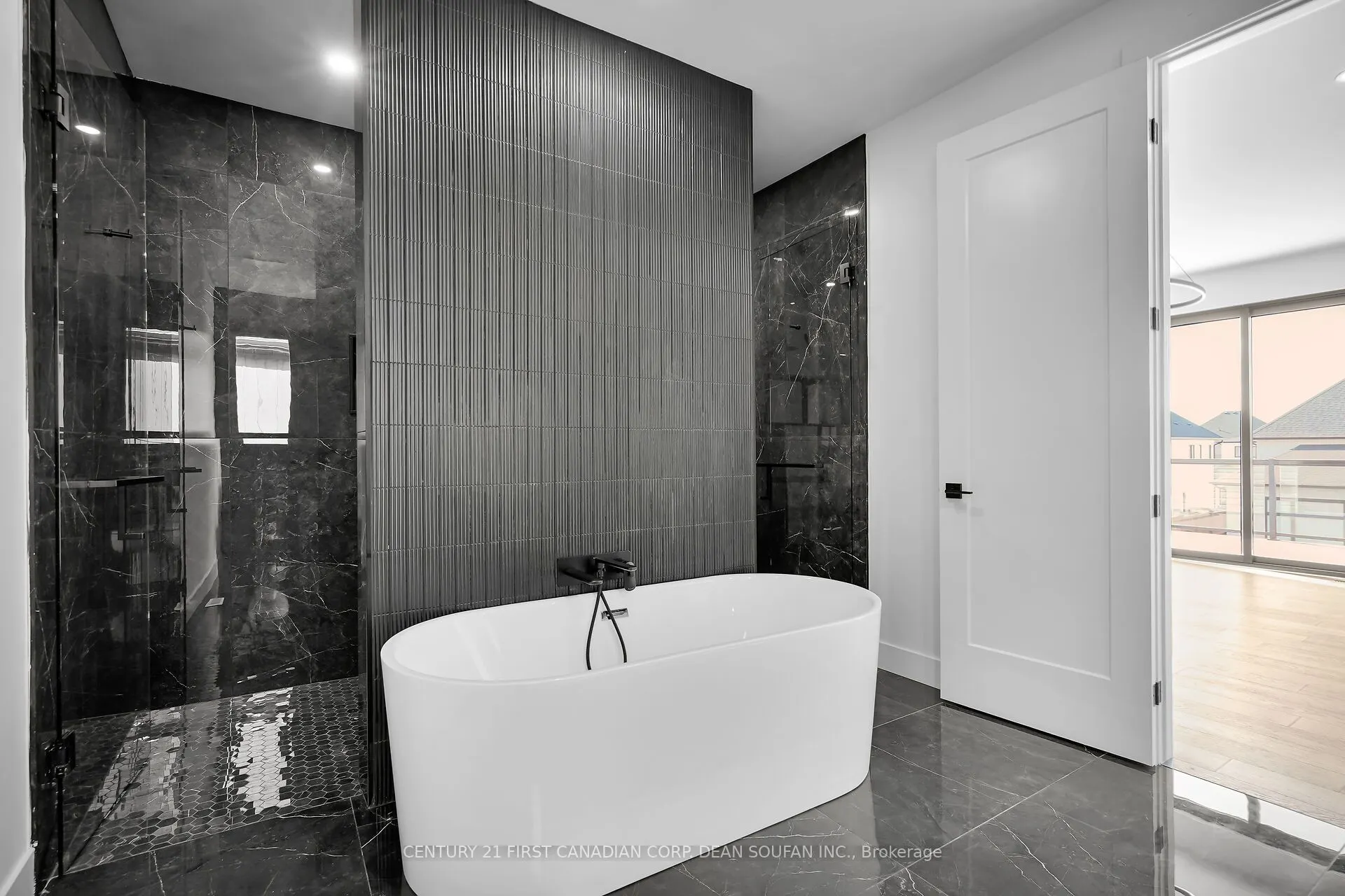 7238 SILVER CREEK Circle