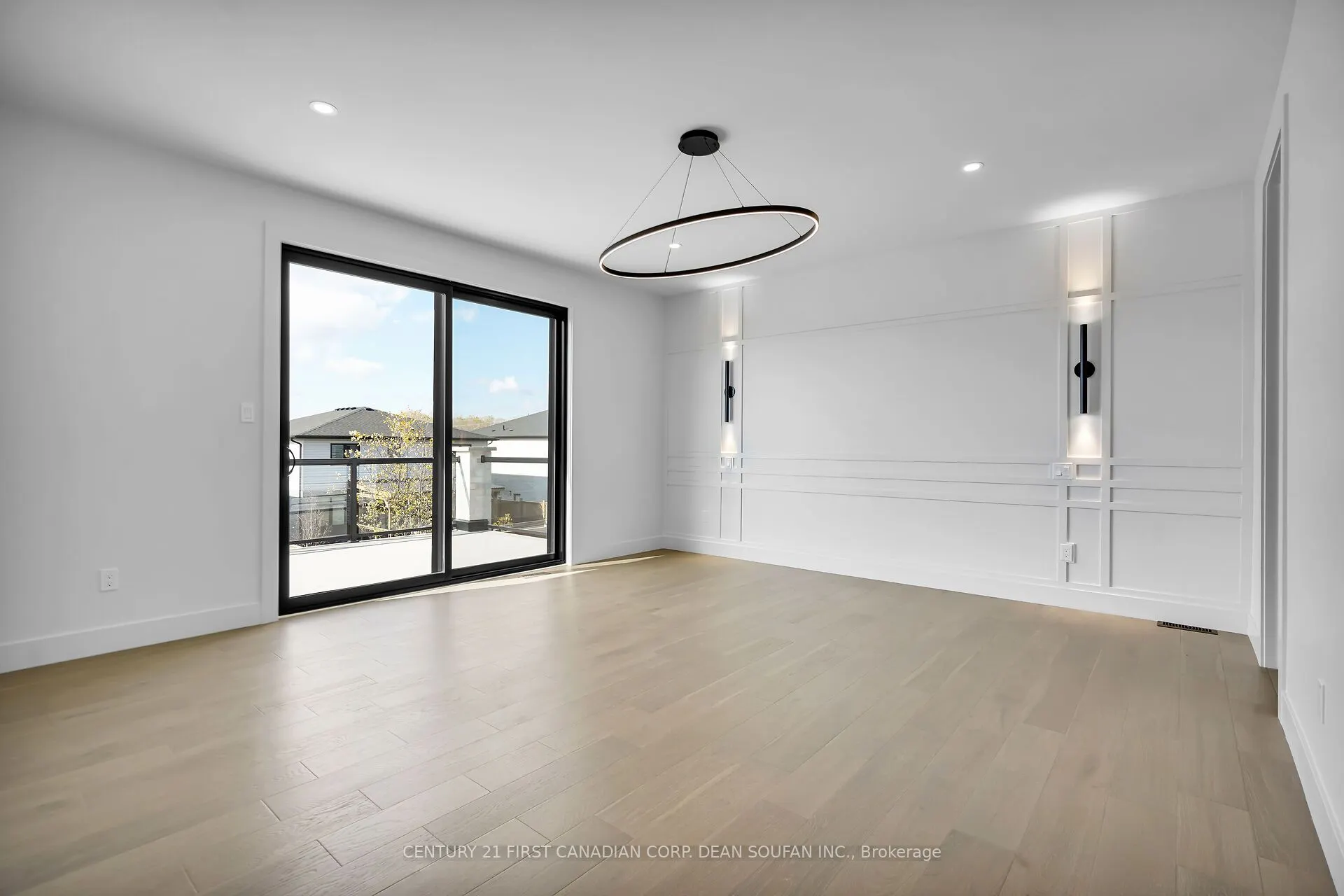 7238 SILVER CREEK Circle