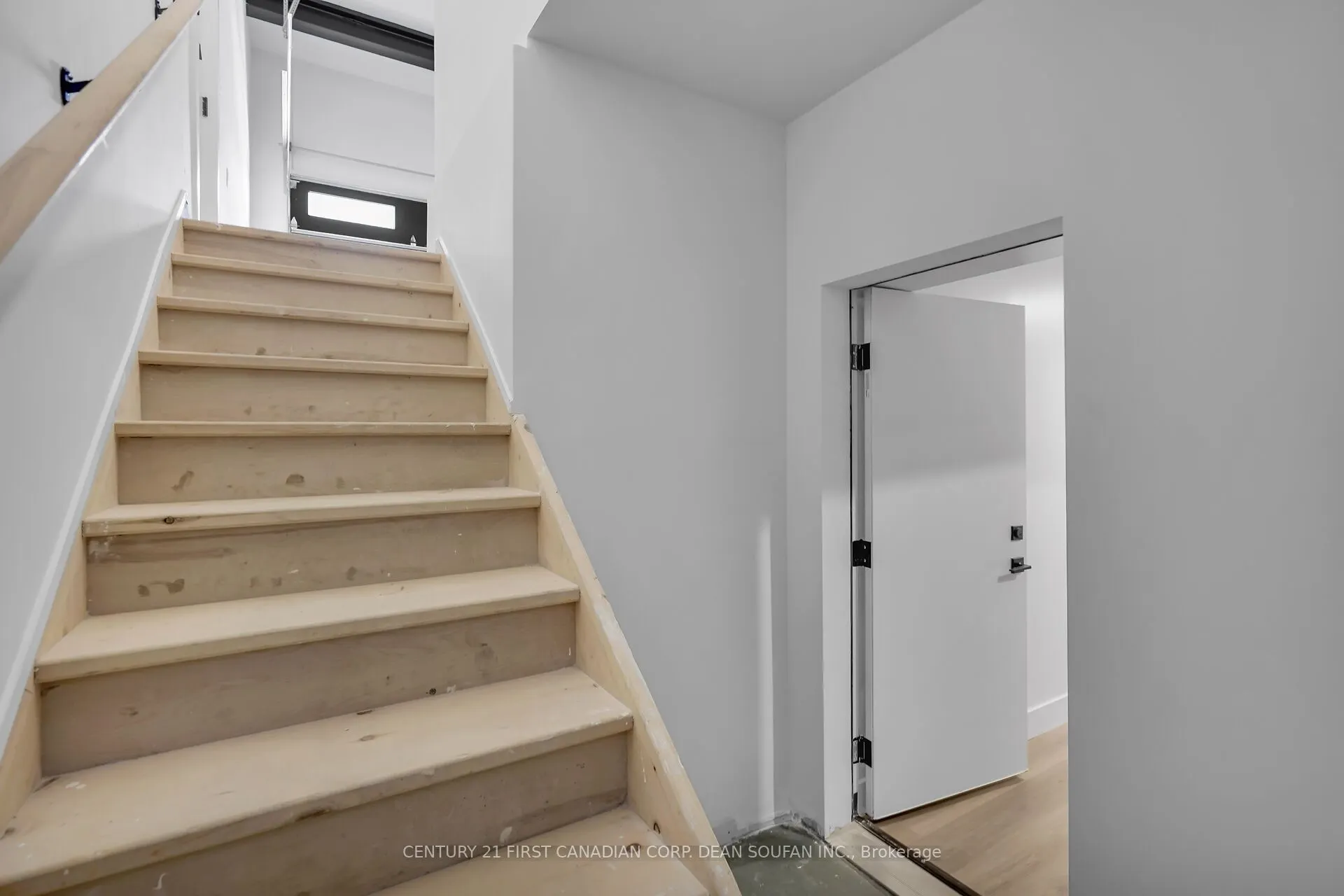 7238 SILVER CREEK Circle