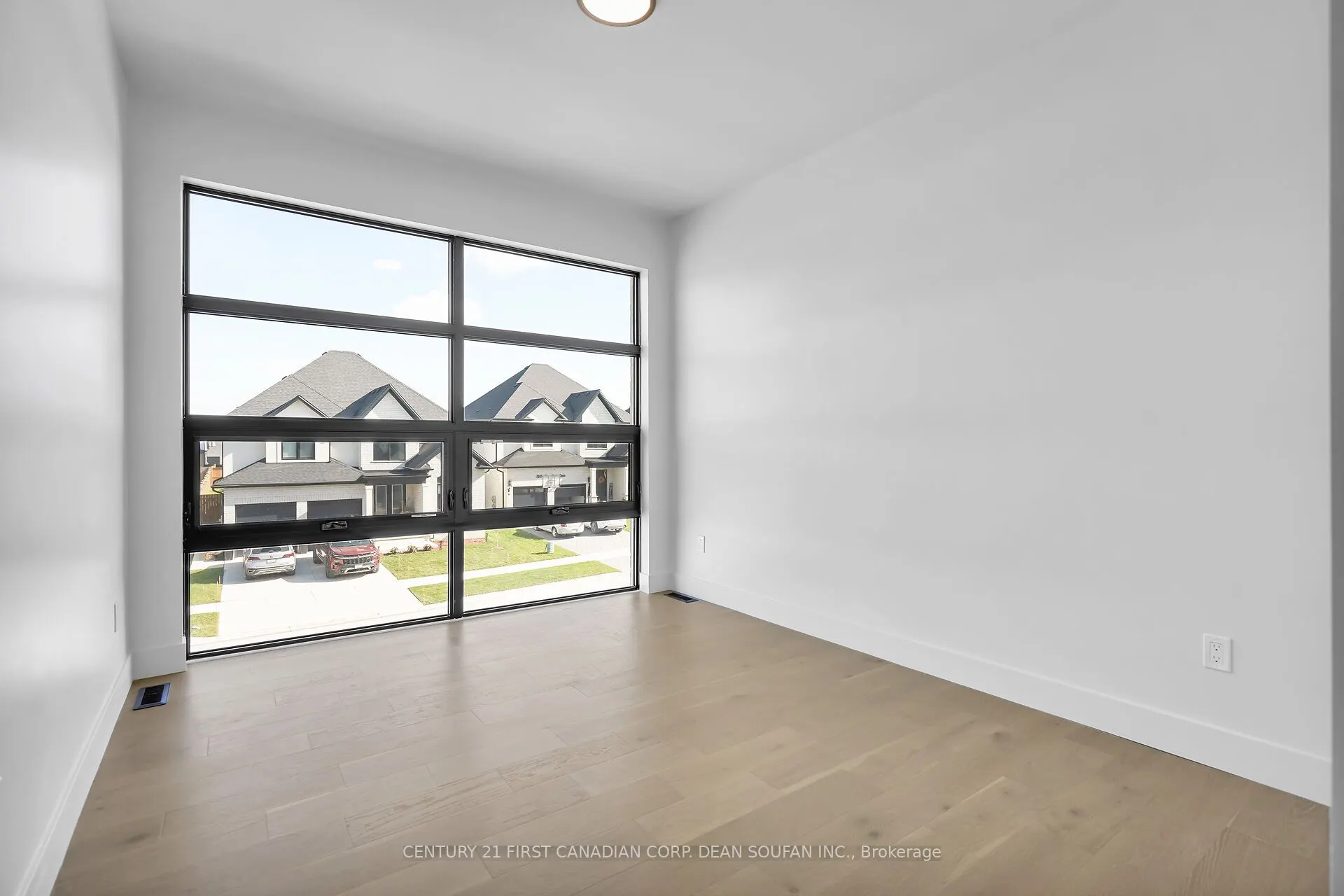 7238 SILVER CREEK Circle