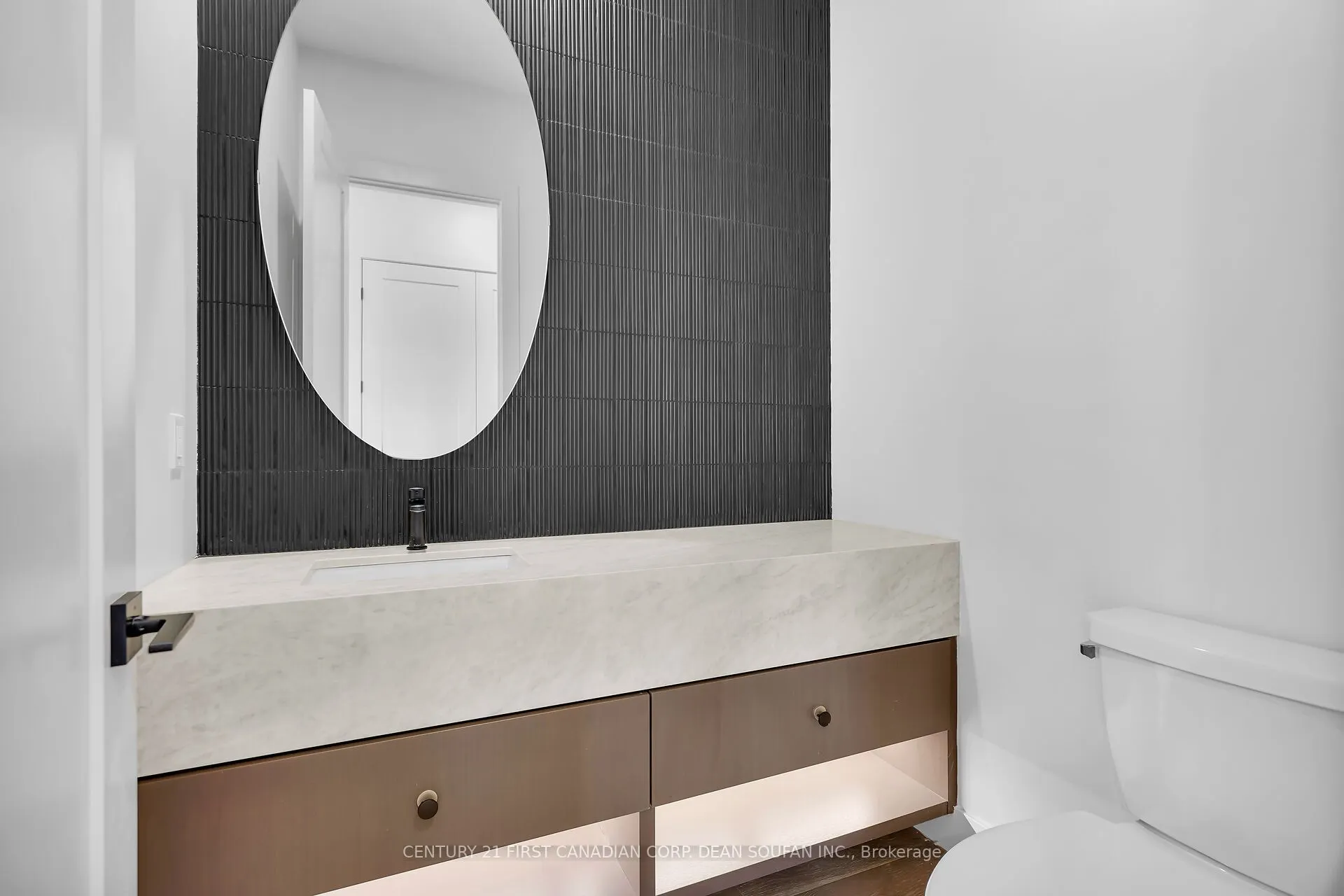 7238 SILVER CREEK Circle