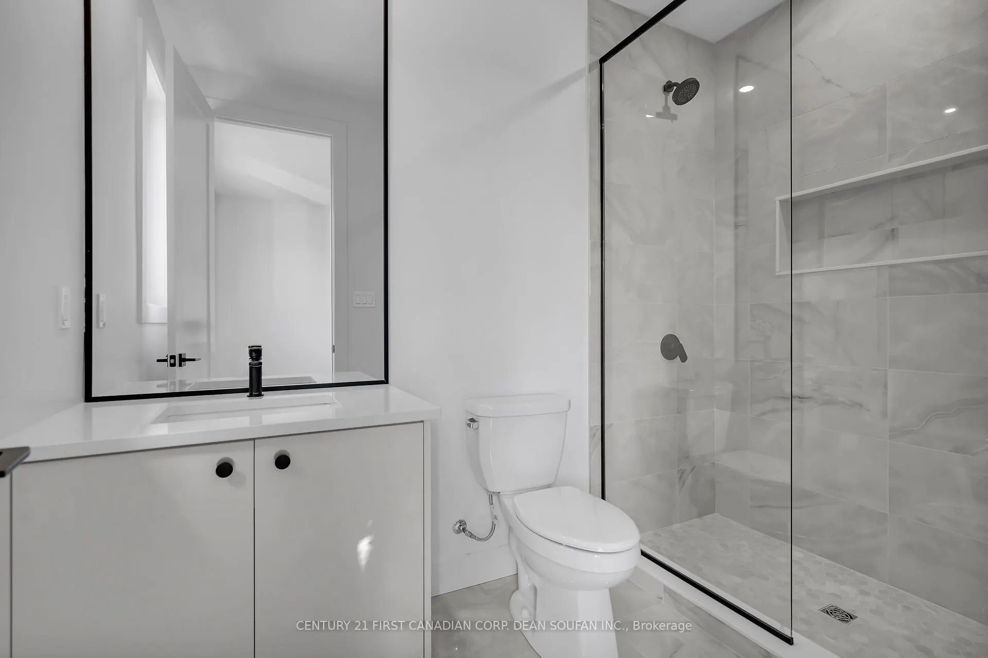 7238 SILVER CREEK Circle