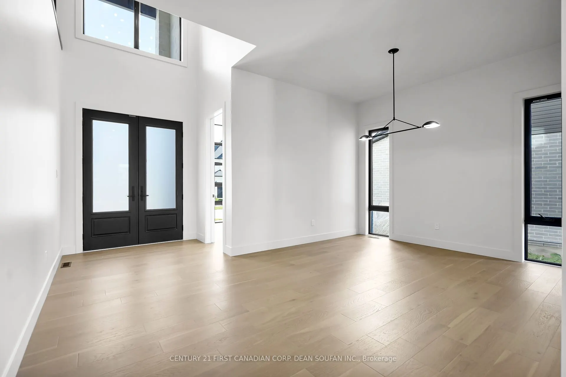 7238 SILVER CREEK Circle