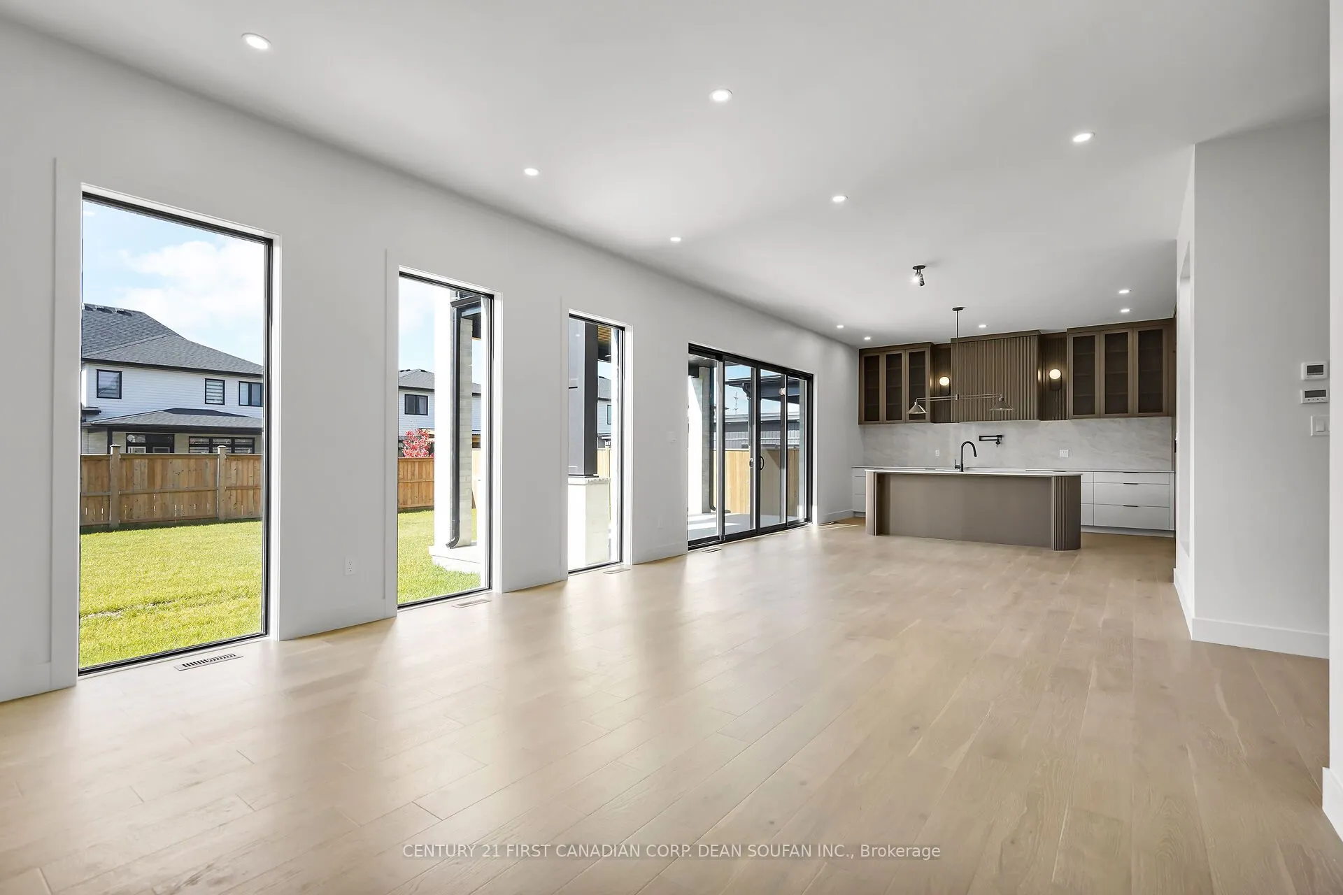 7238 SILVER CREEK Circle