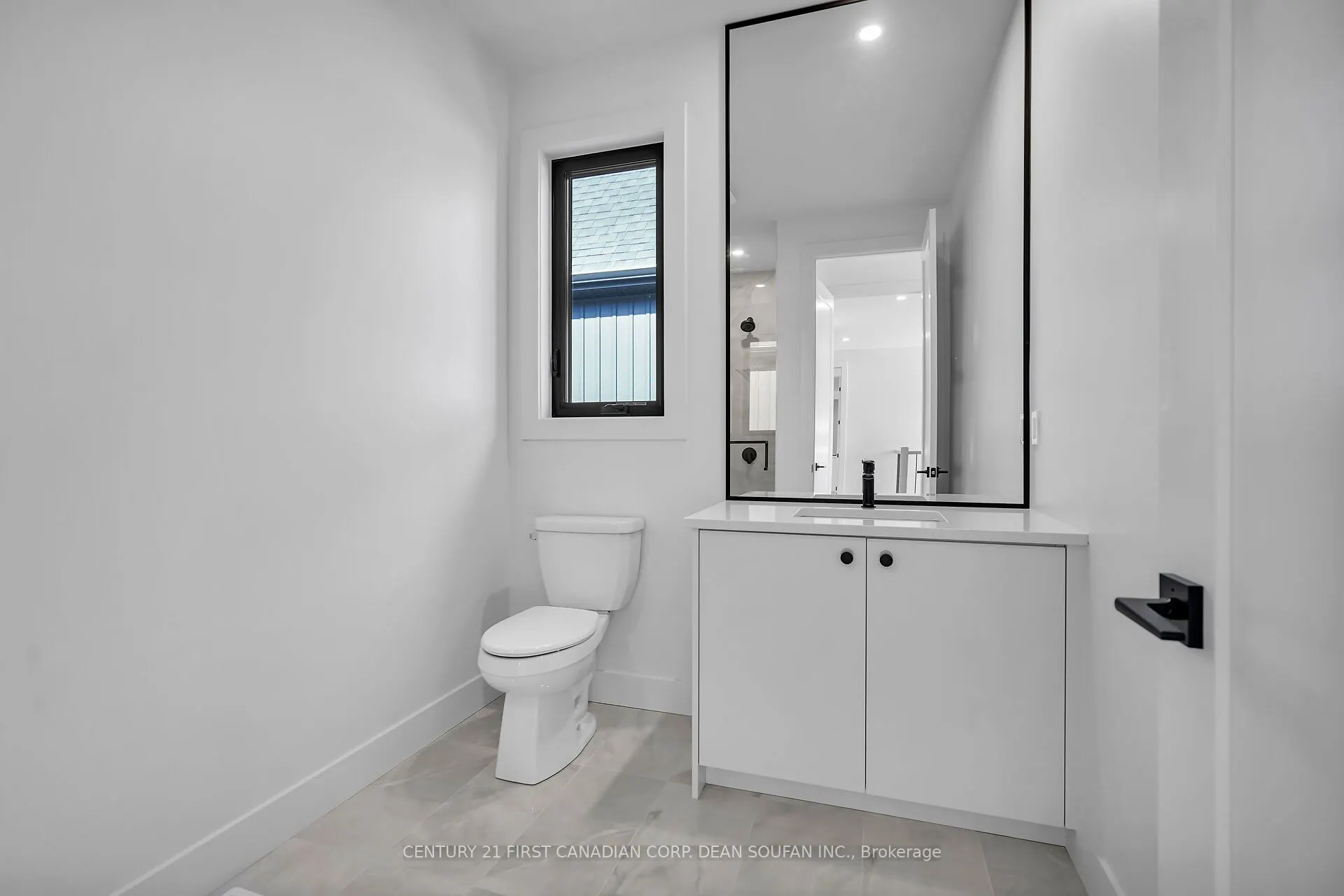 7238 SILVER CREEK Circle