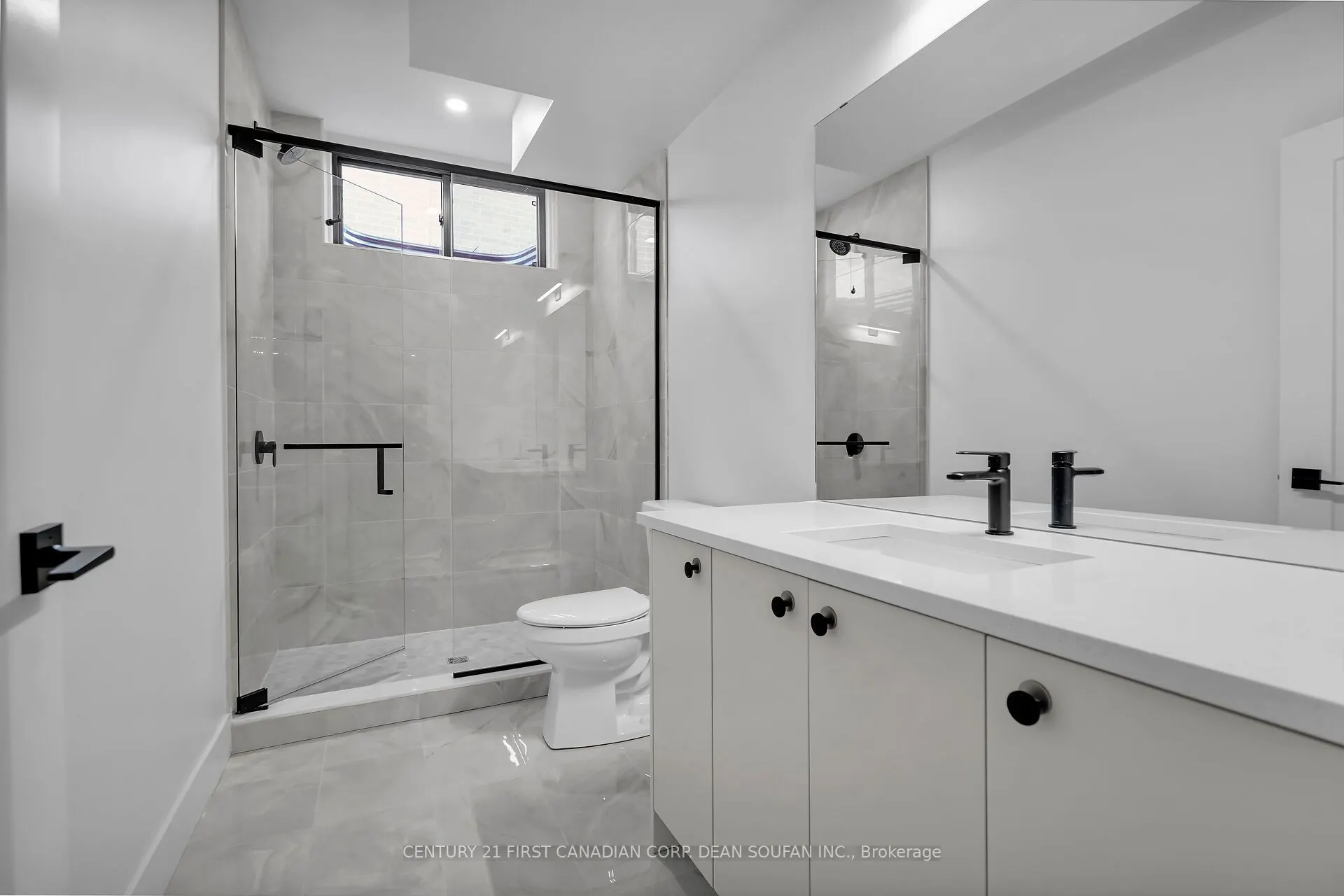 7238 SILVER CREEK Circle