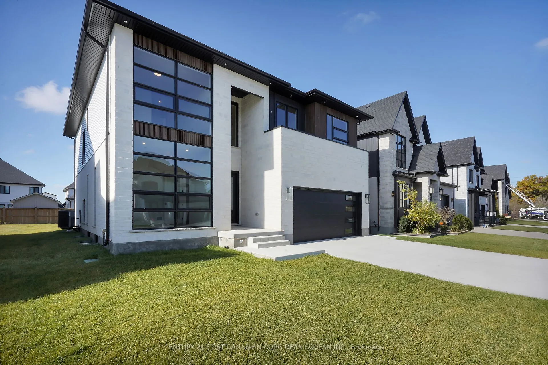 7238 SILVER CREEK Circle