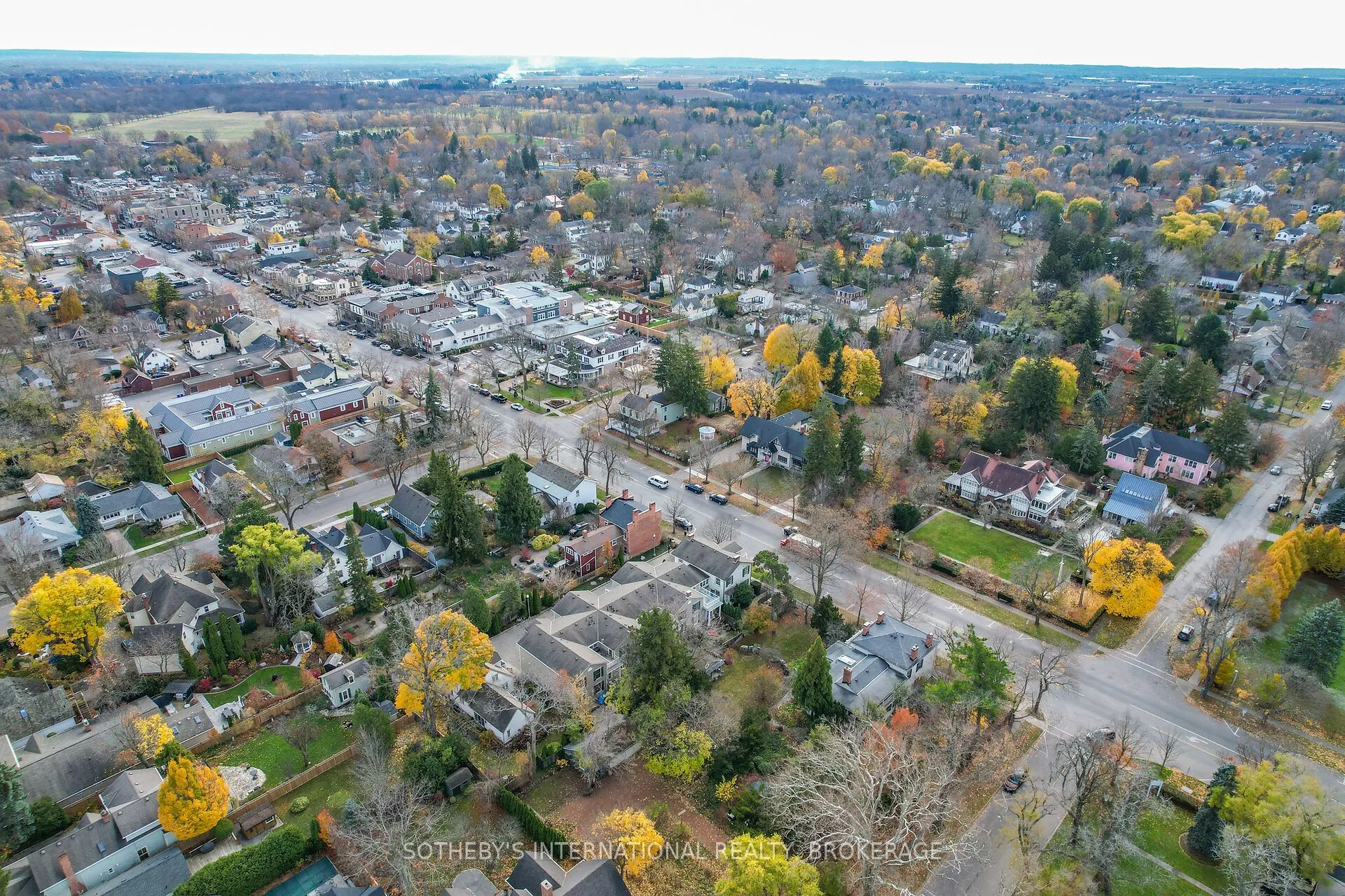 175 Queen Street N, #4