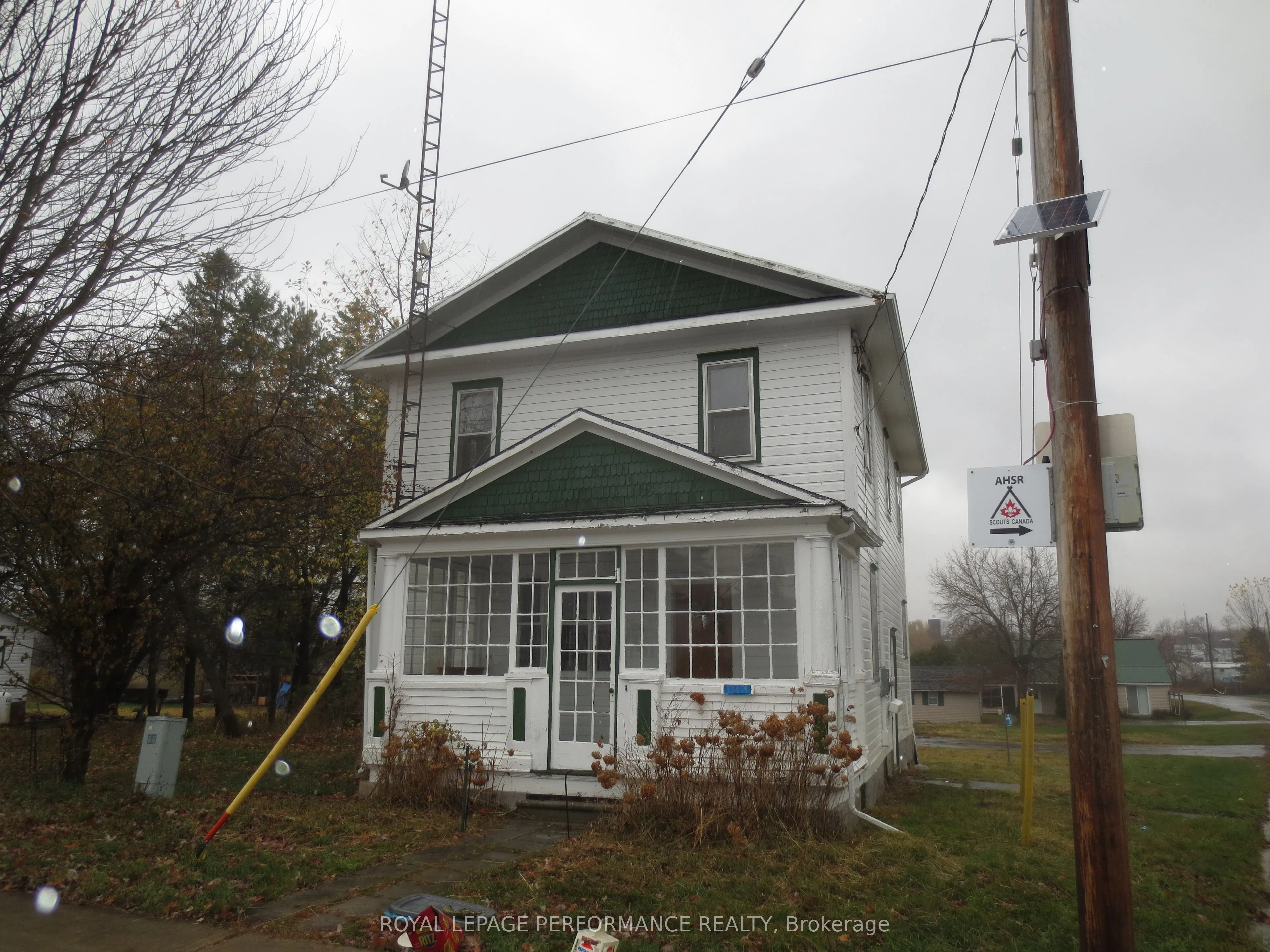 18491 Hughie Munro Street