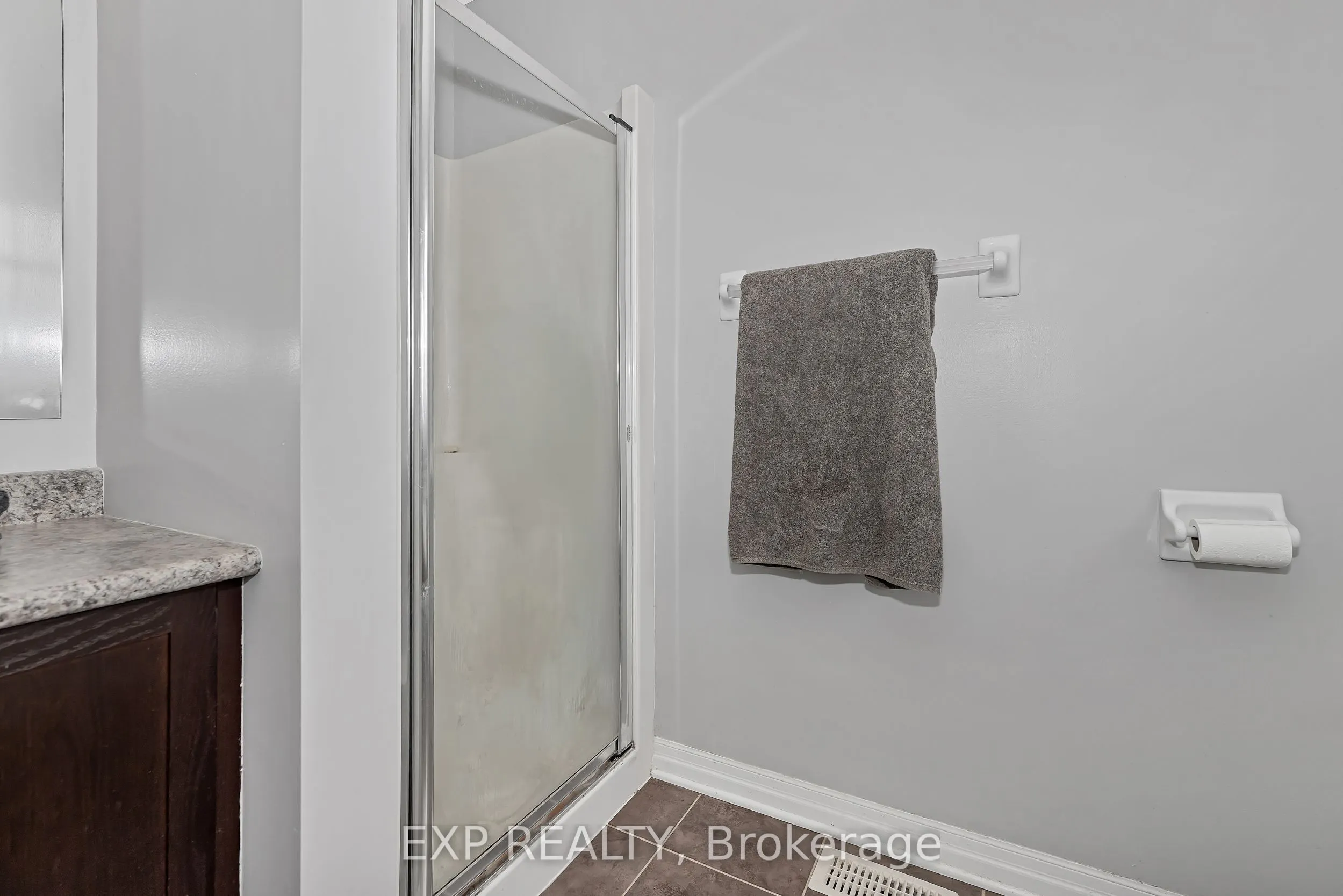 503 Knotridge Street N