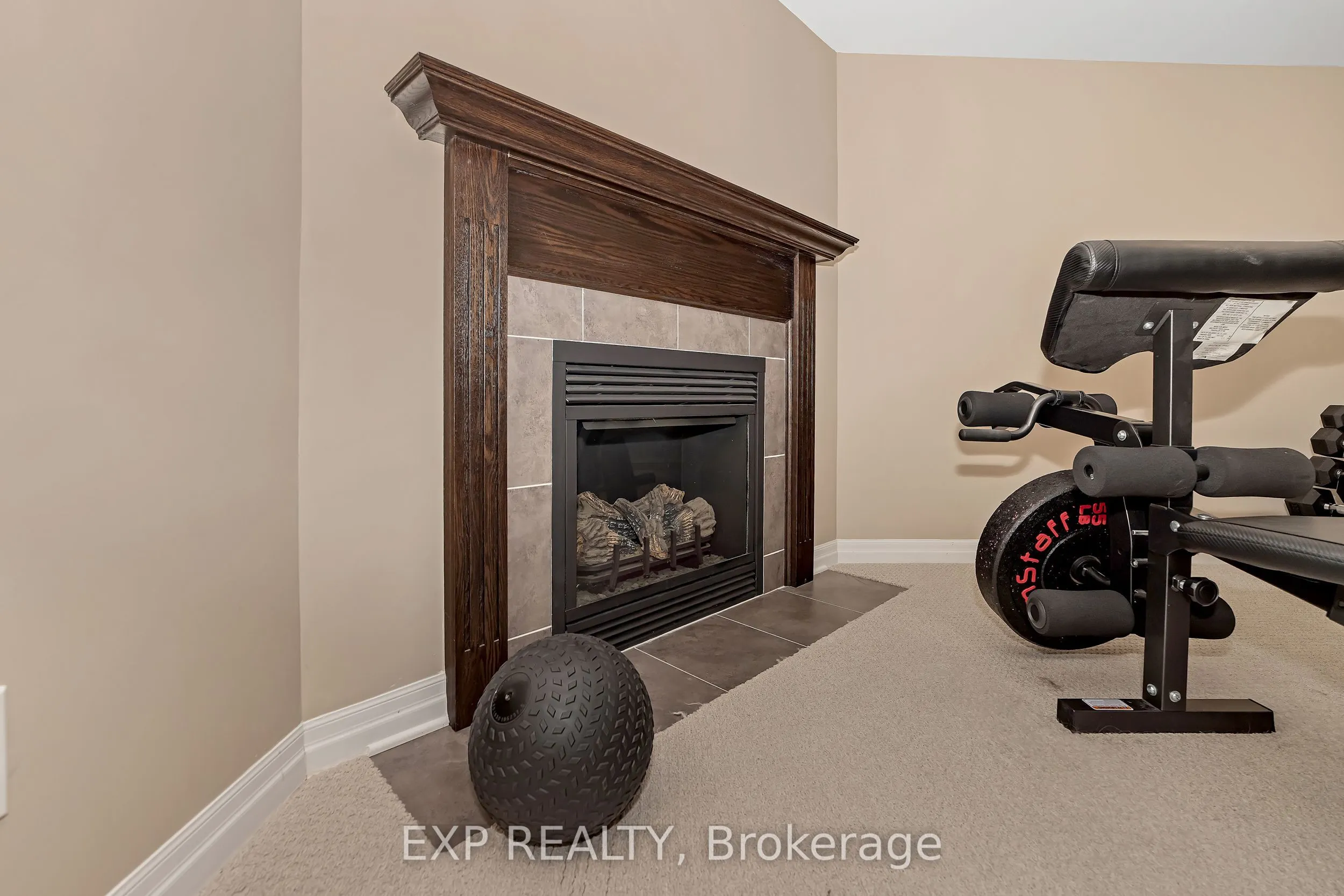 503 Knotridge Street N