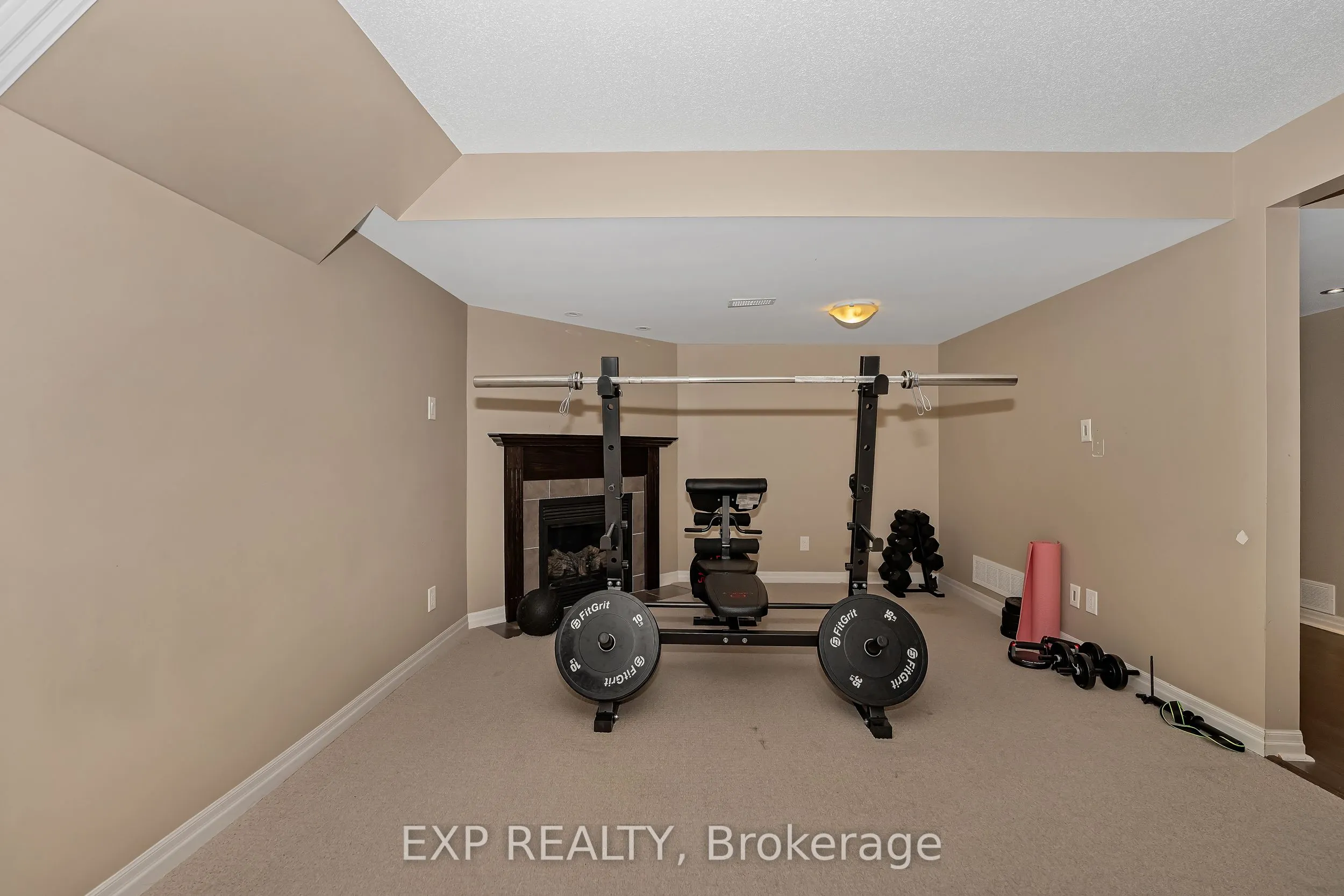 503 Knotridge Street N