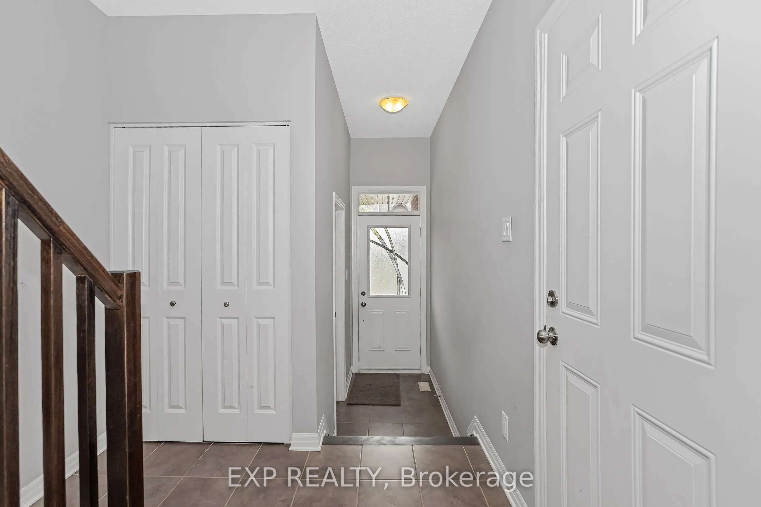 503 Knotridge Street N