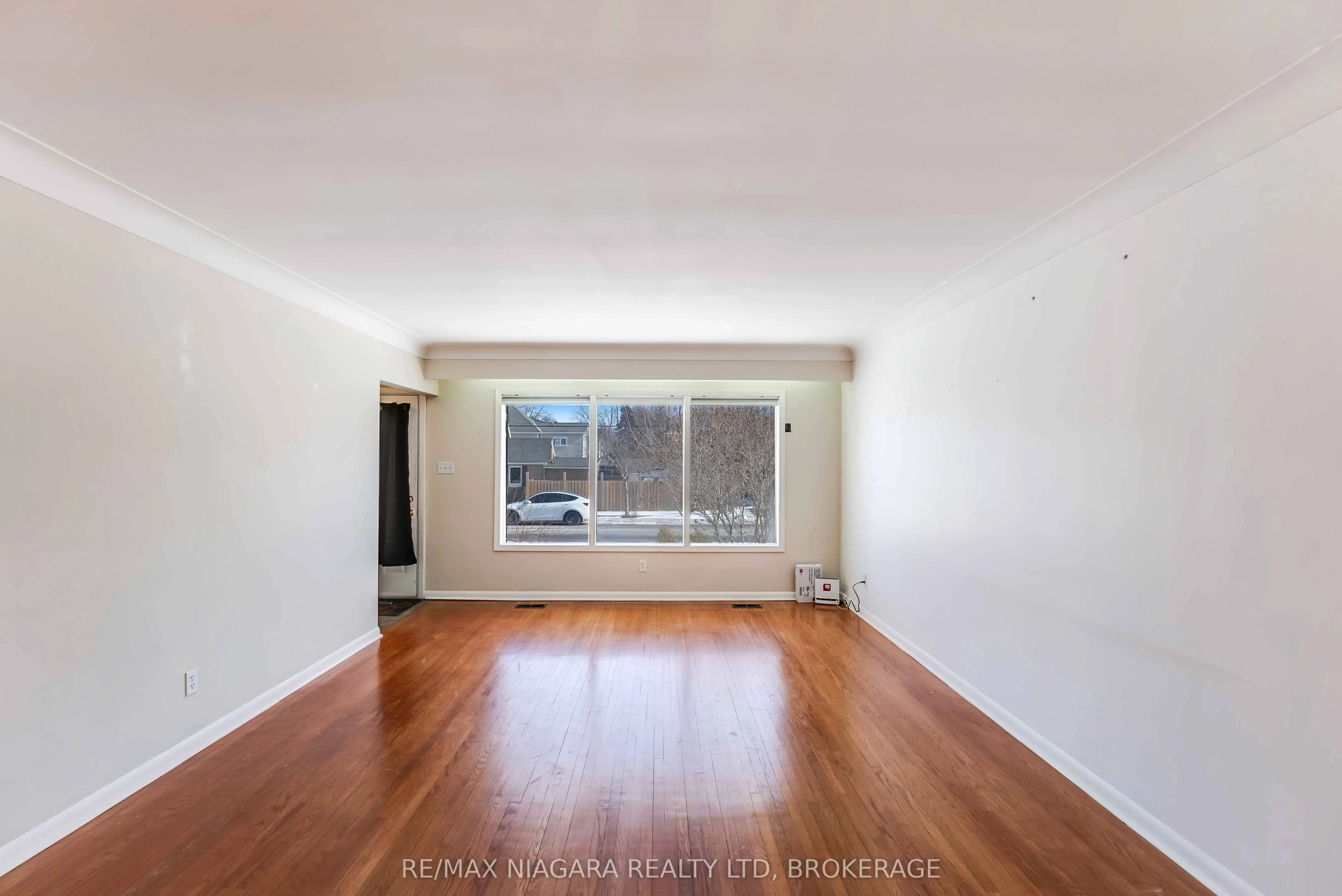 144 Elm Street, #Main level