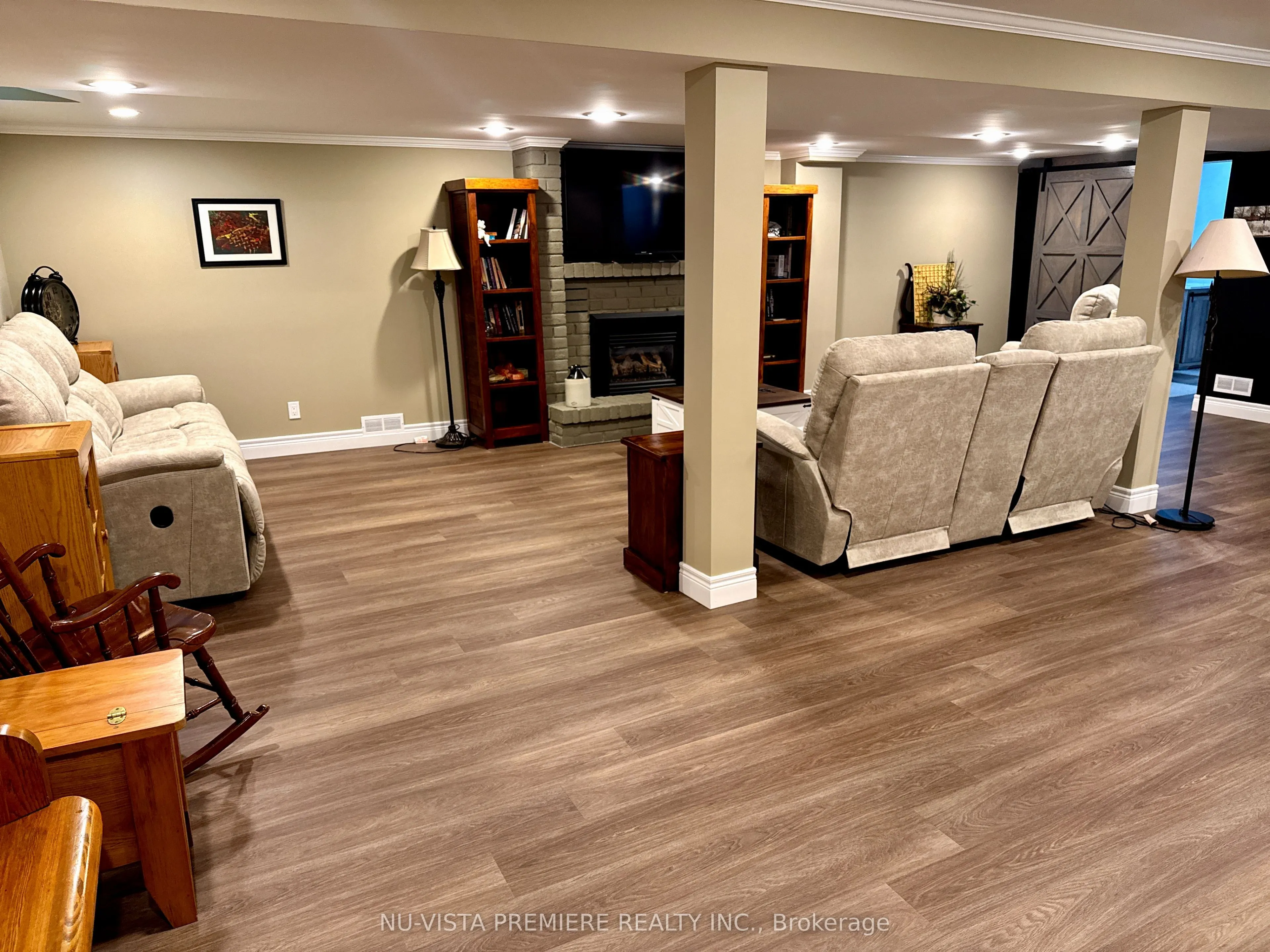 1446 Aldersbrook Road