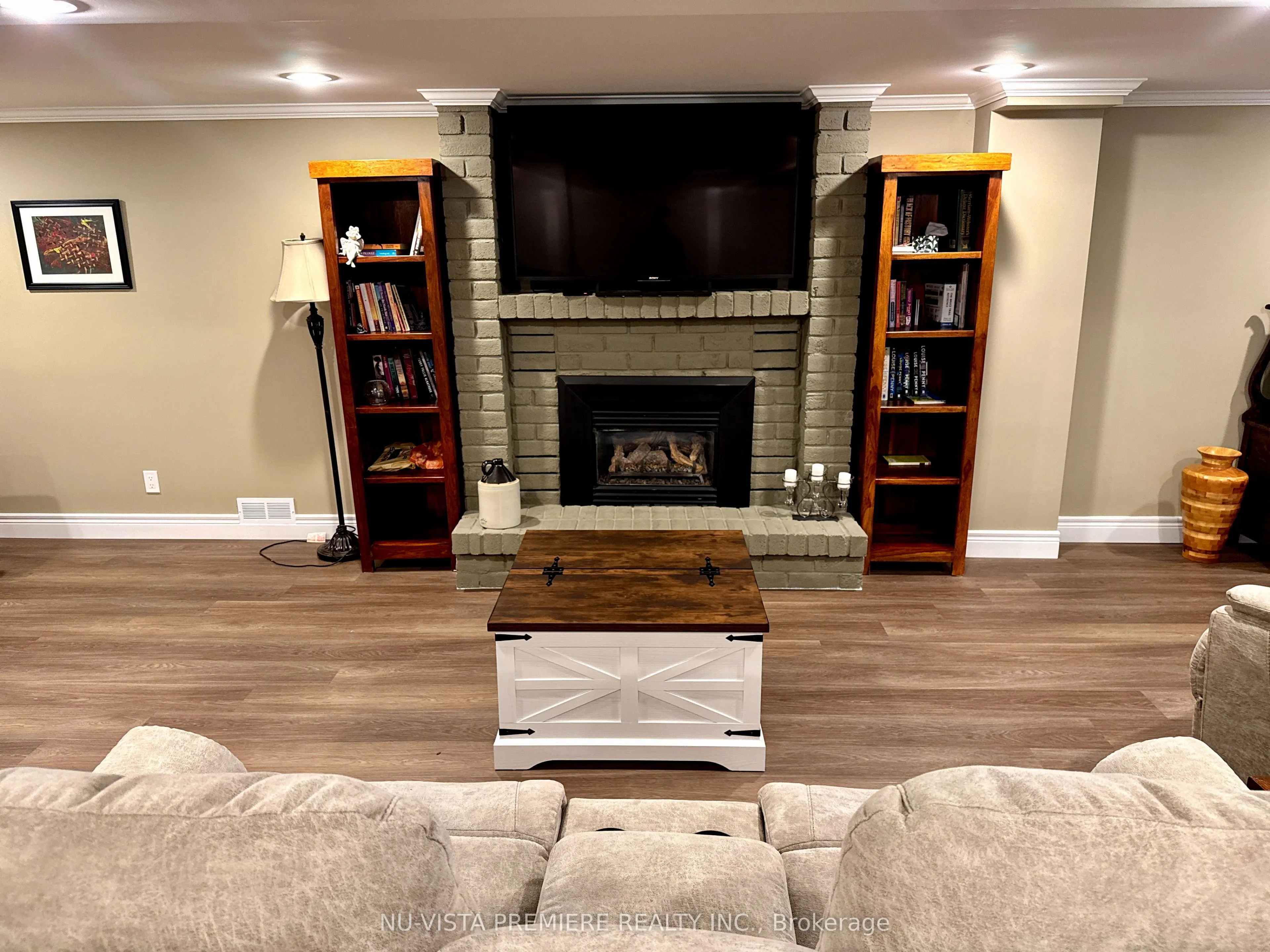 1446 Aldersbrook Road