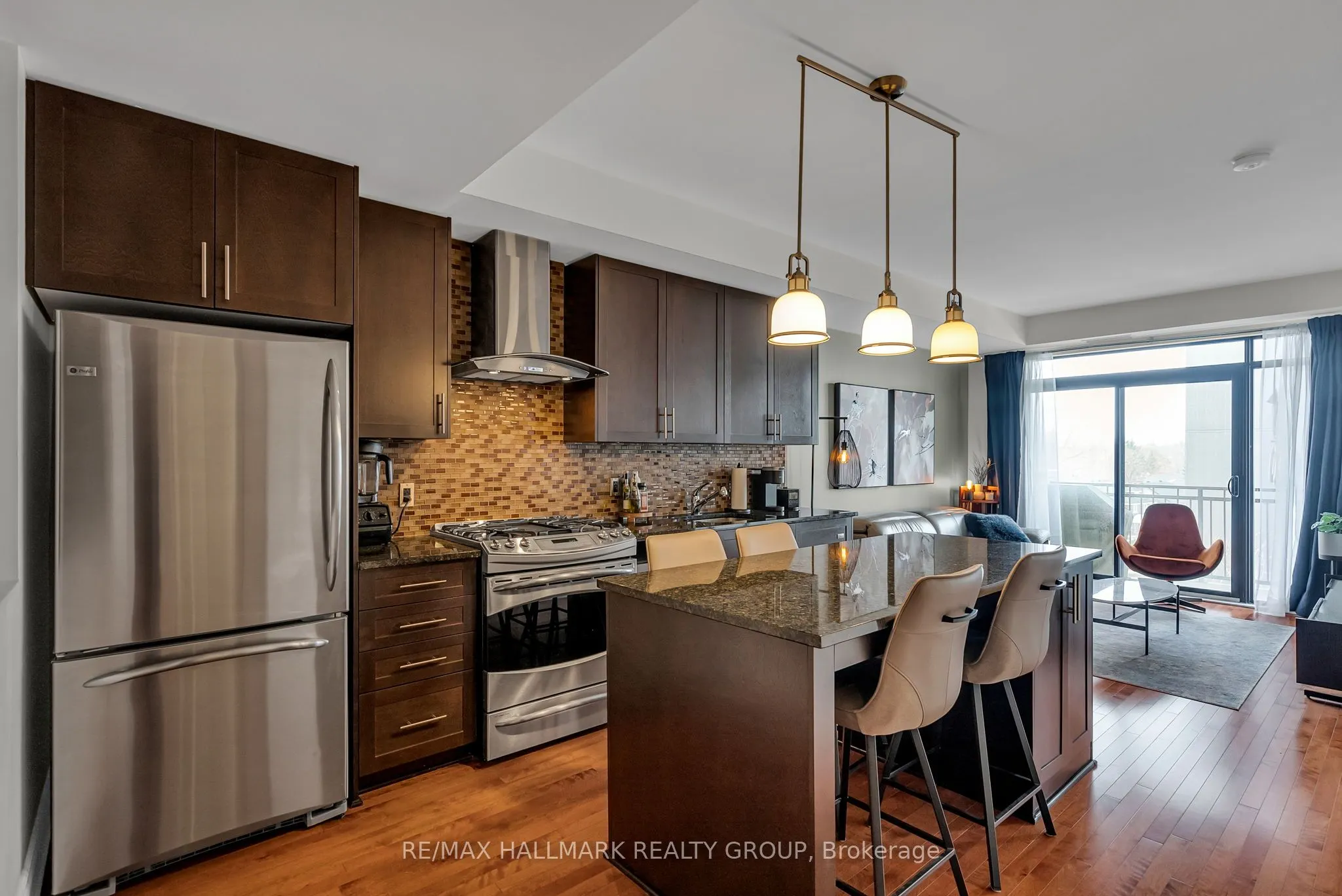 808 BRONSON Avenue, #311