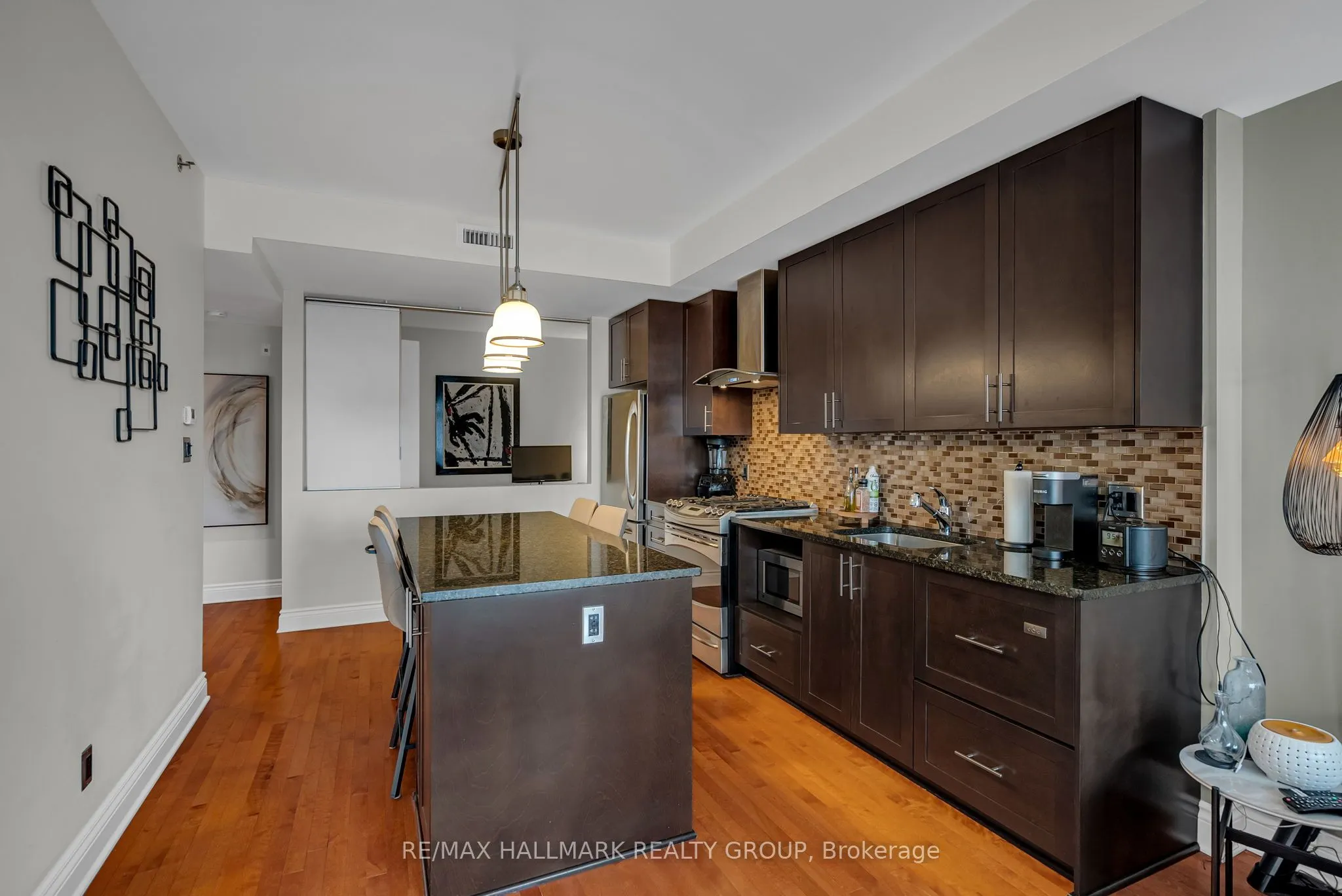 808 BRONSON Avenue, #311