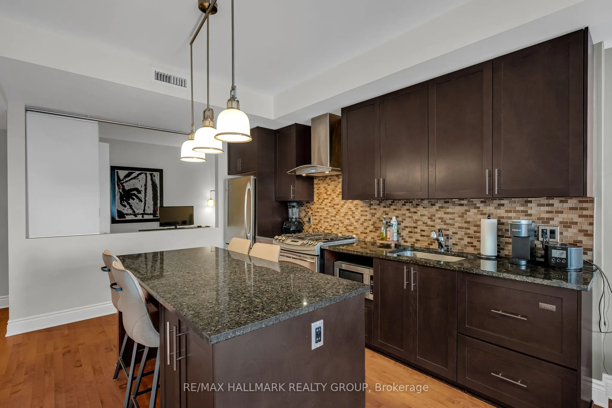 808 BRONSON Avenue, #311