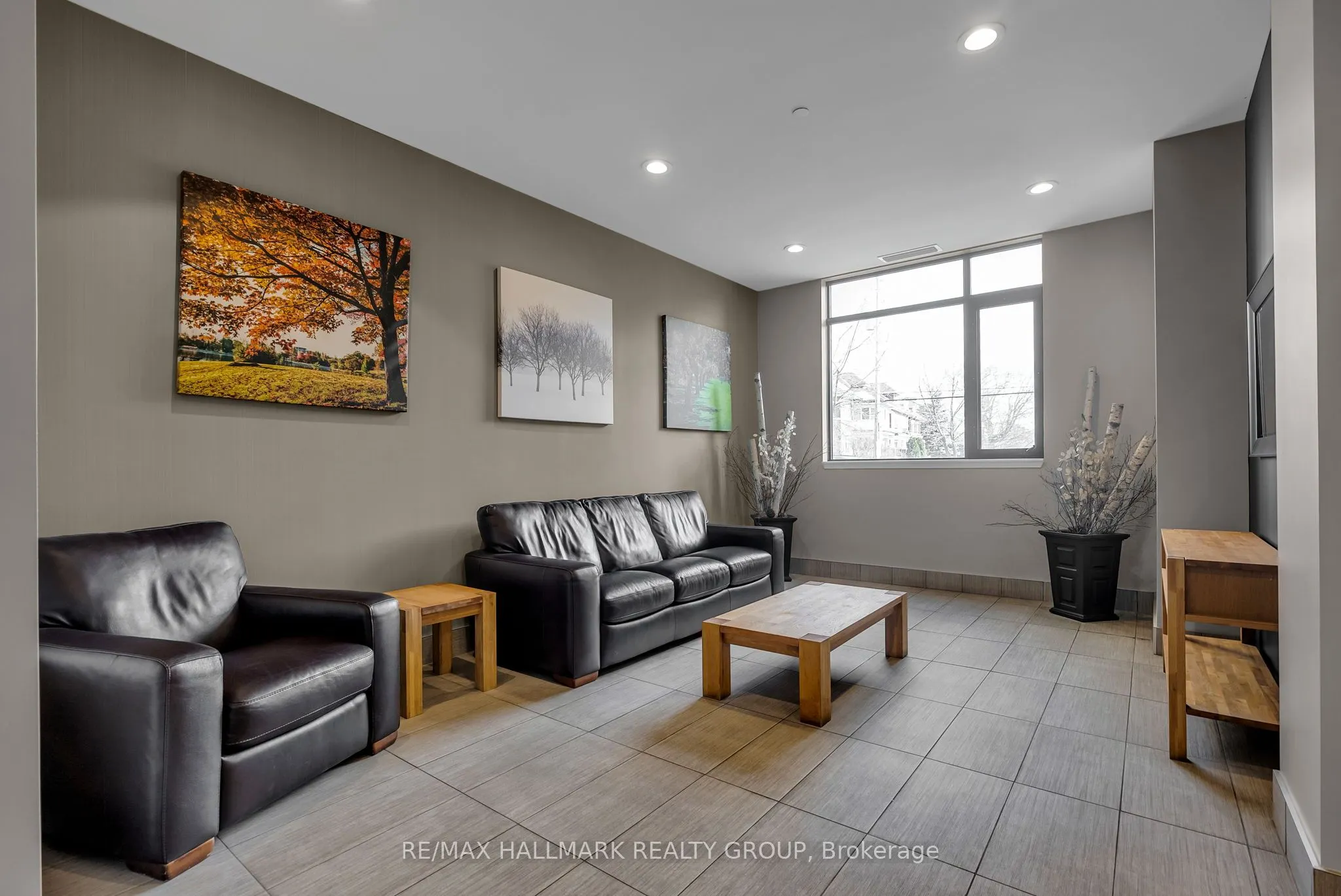 808 BRONSON Avenue, #311