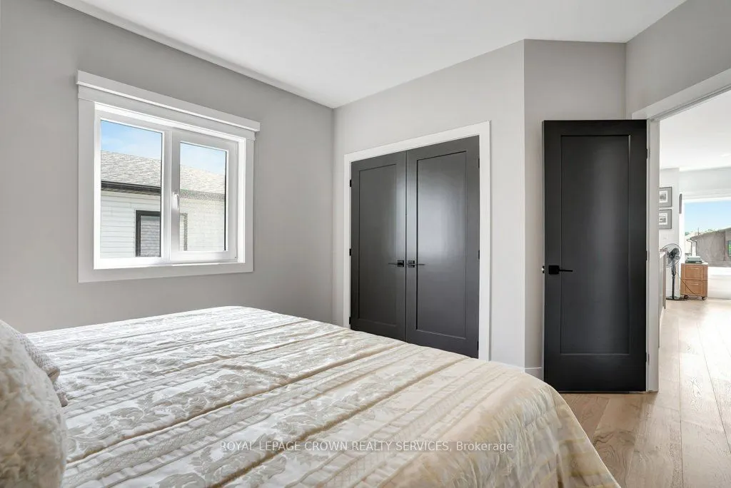 2208 Red Thorne Avenue