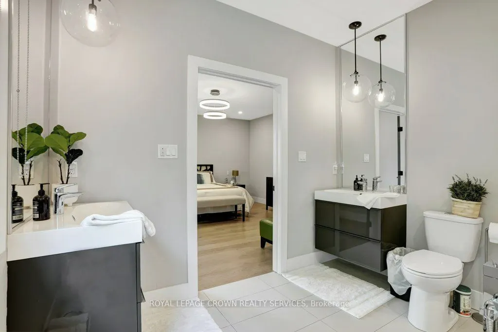 2208 Red Thorne Avenue