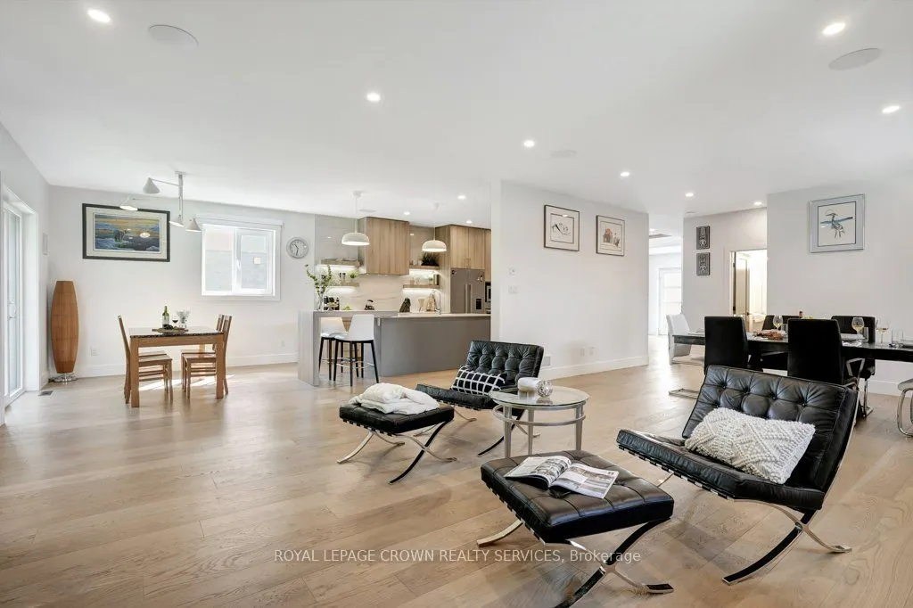 2208 Red Thorne Avenue