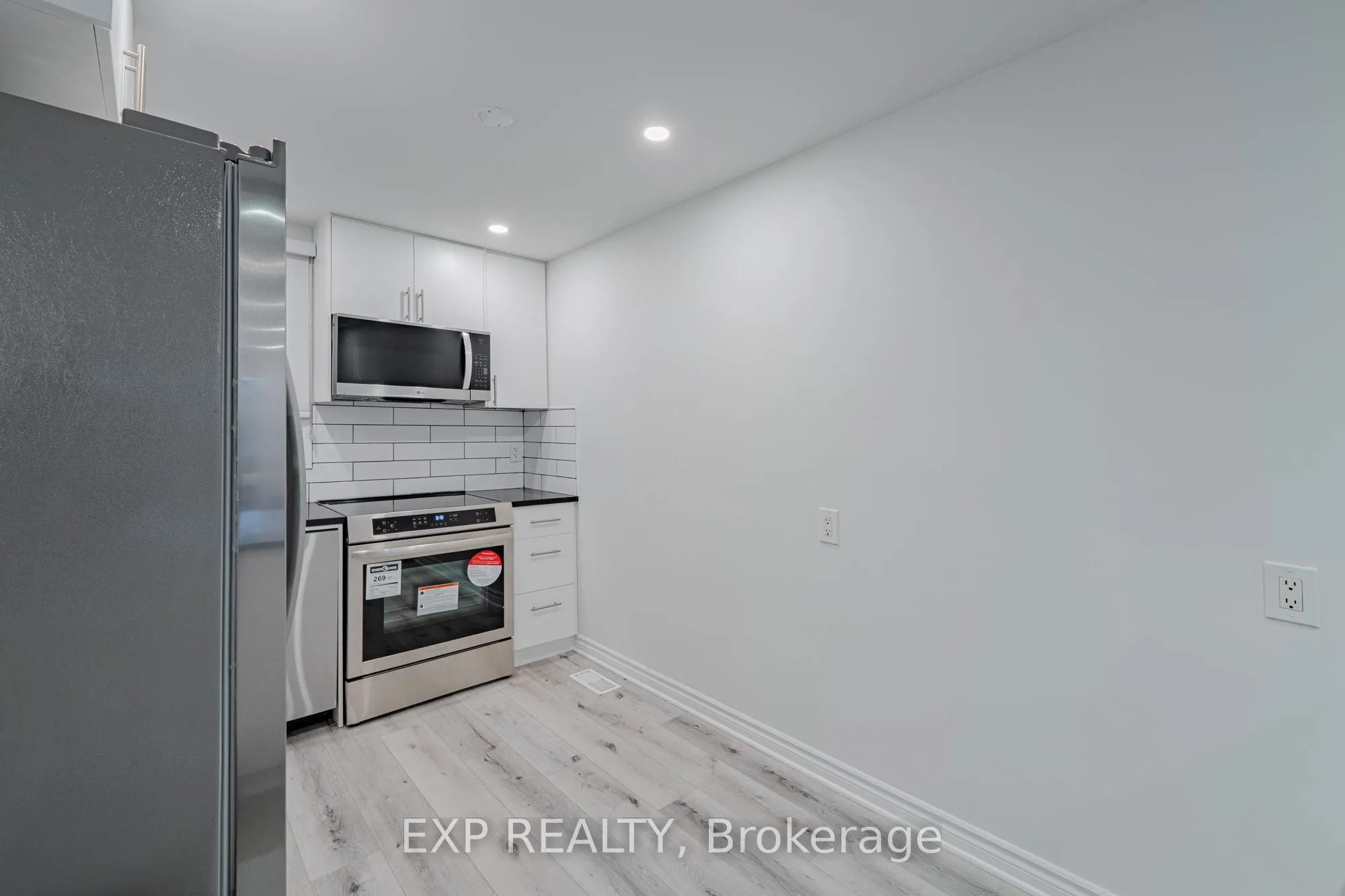 268 WOODFIELD Drive, #67