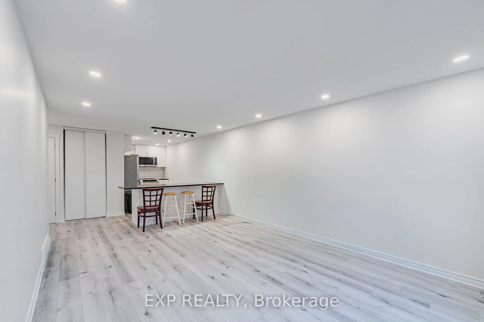 268 WOODFIELD Drive, #67