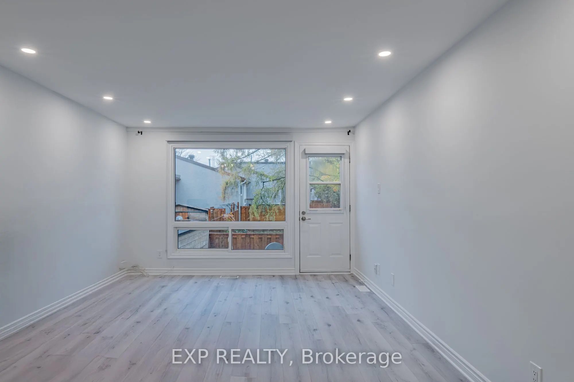 268 WOODFIELD Drive, #67