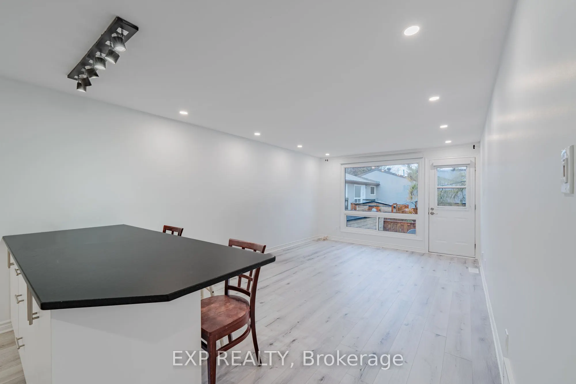 268 WOODFIELD Drive, #67