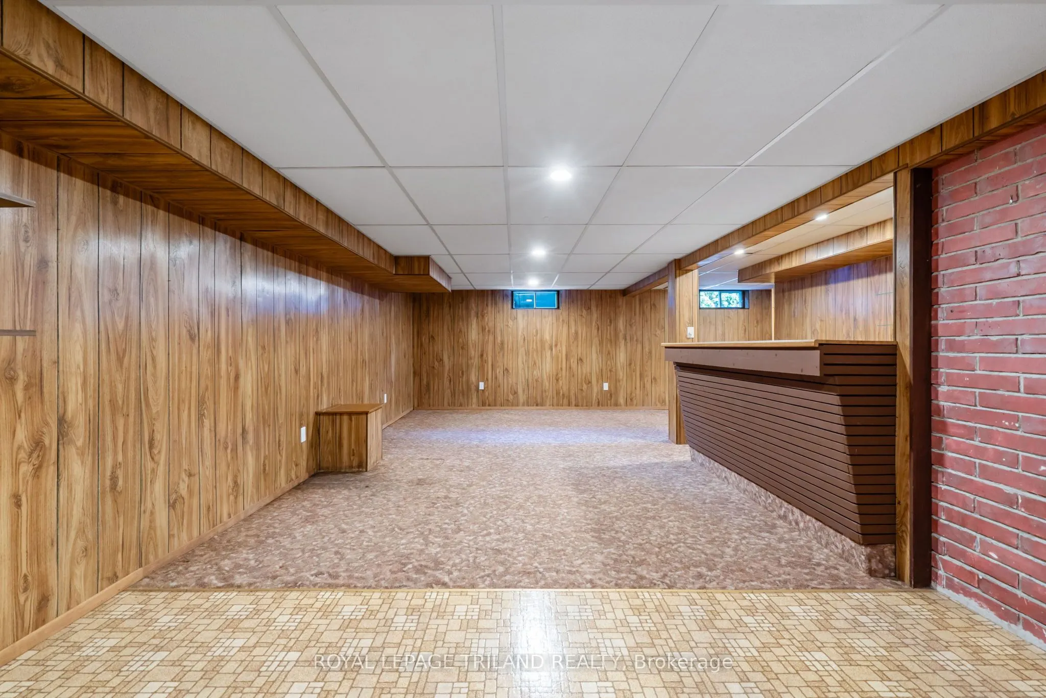 178 Kirkland Crescent