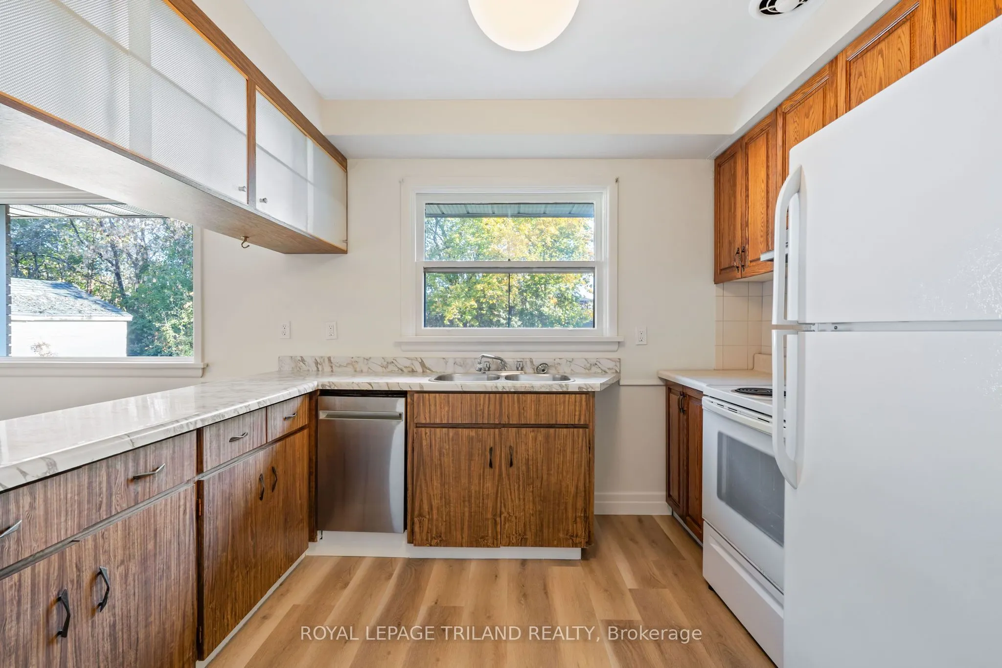 178 Kirkland Crescent